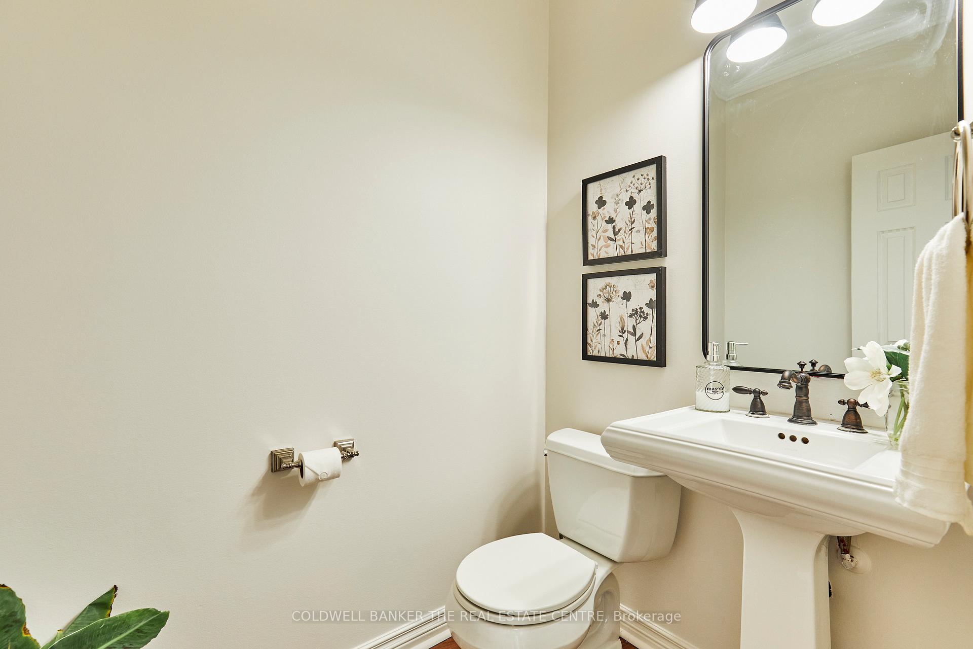 Photo 20 of 1056 Stone Cottage Crescent, Oshawa, Pinecrest — HOMEH