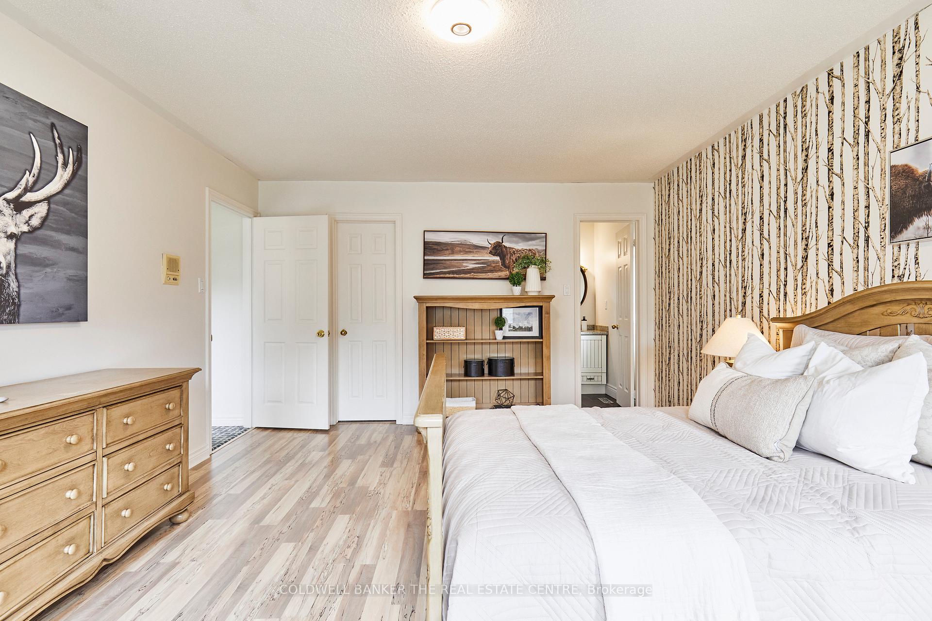 Photo 30 of 1056 Stone Cottage Crescent, Oshawa, Pinecrest — HOMEH