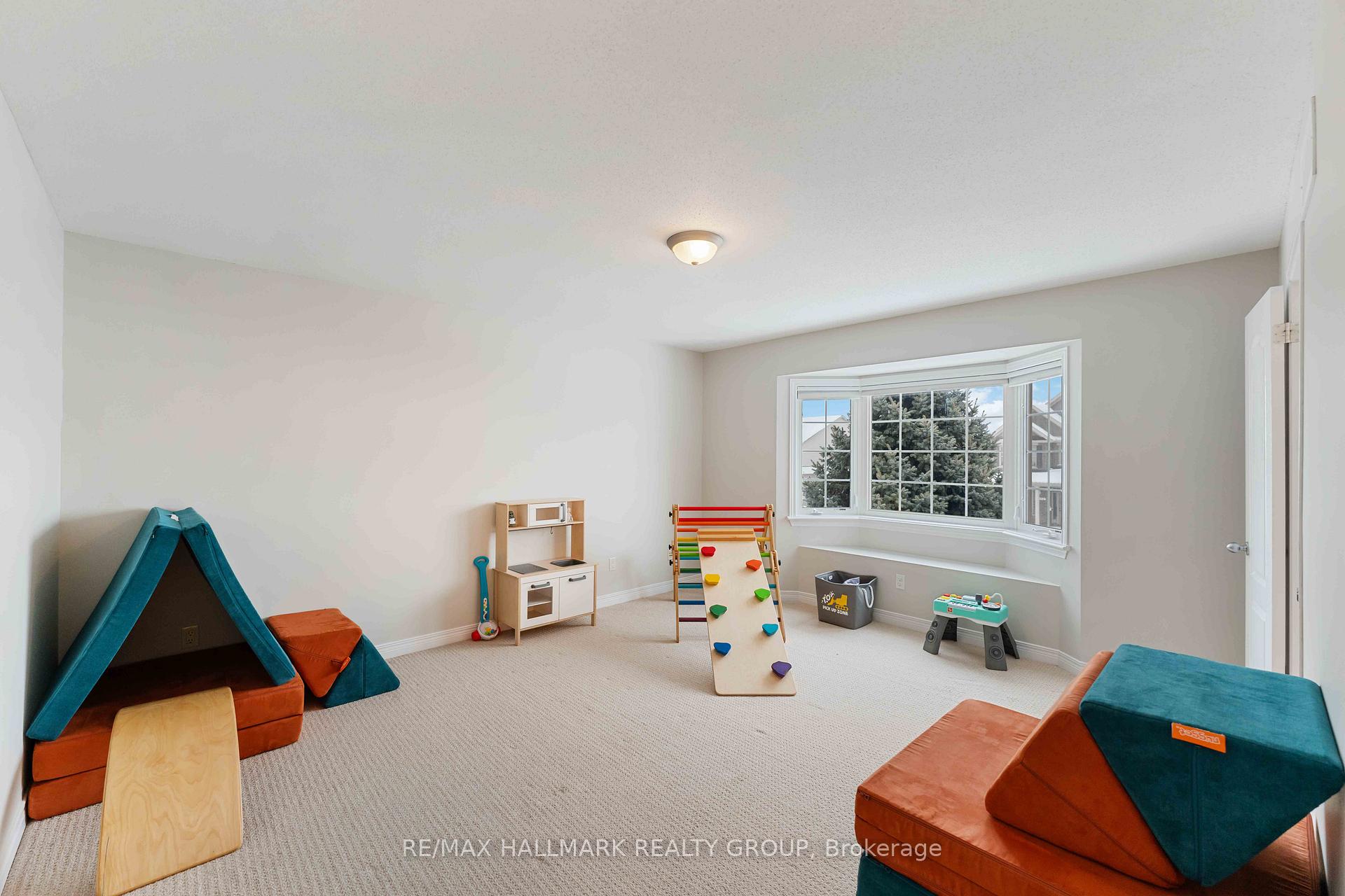 Photo 25 of 1991 Plainhill Drive, Ottawa, Notting Hill/Summerside — HOMEH