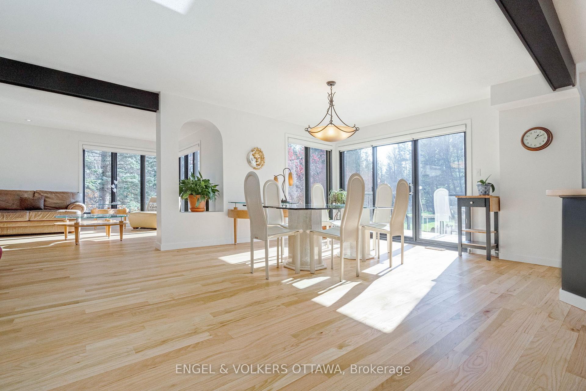 Photo 5 of 1438 Gerald Street, Ottawa, Springridge/East Village — HOMEH