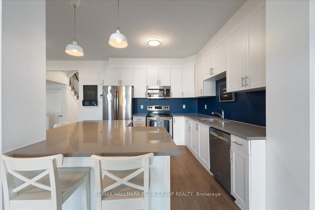 Photo 5 of 229 Willow Aster Circle, Ottawa, Avalon West — HOMEH