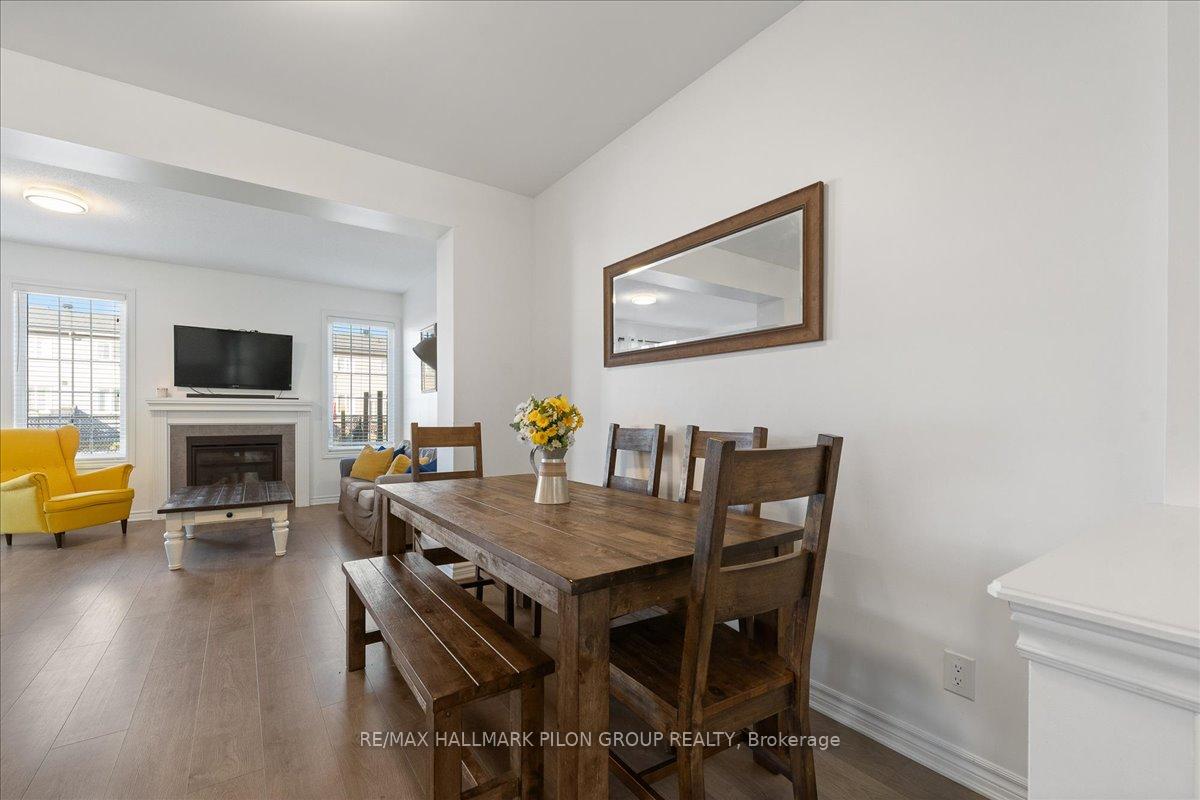 Photo 11 of 229 Willow Aster Circle, Ottawa, Avalon West — HOMEH