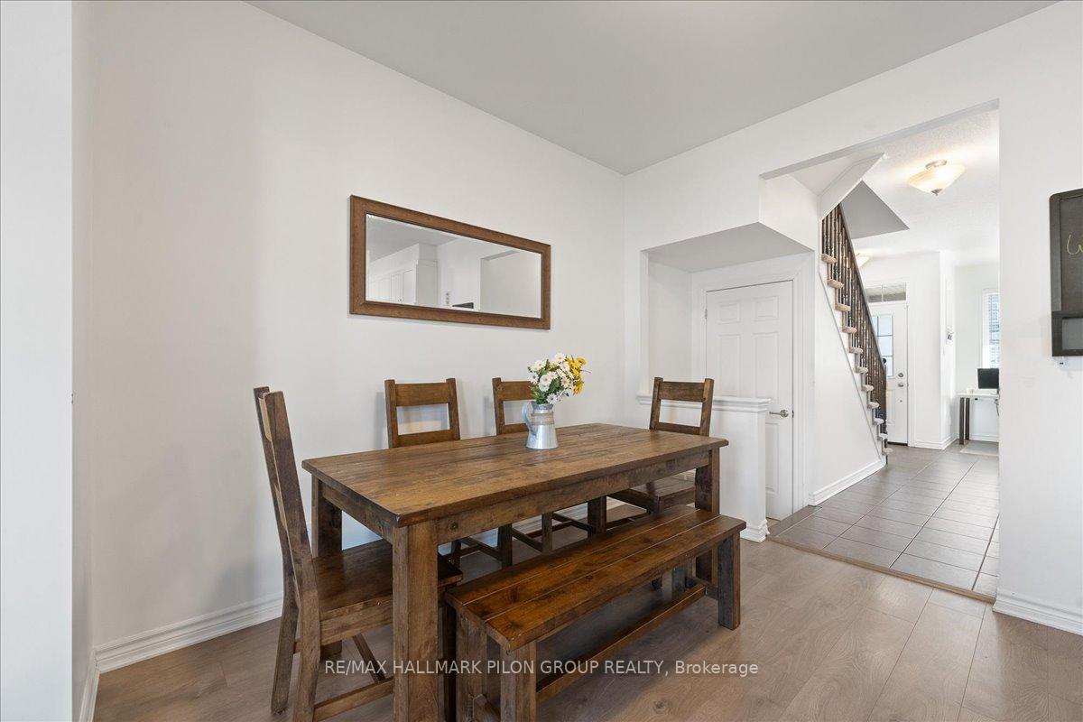 Photo 12 of 229 Willow Aster Circle, Ottawa, Avalon West — HOMEH