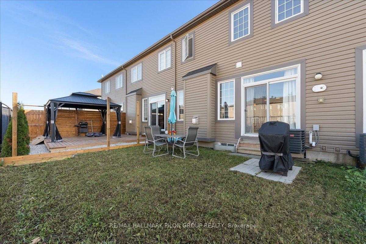Photo 32 of 229 Willow Aster Circle, Ottawa, Avalon West — HOMEH