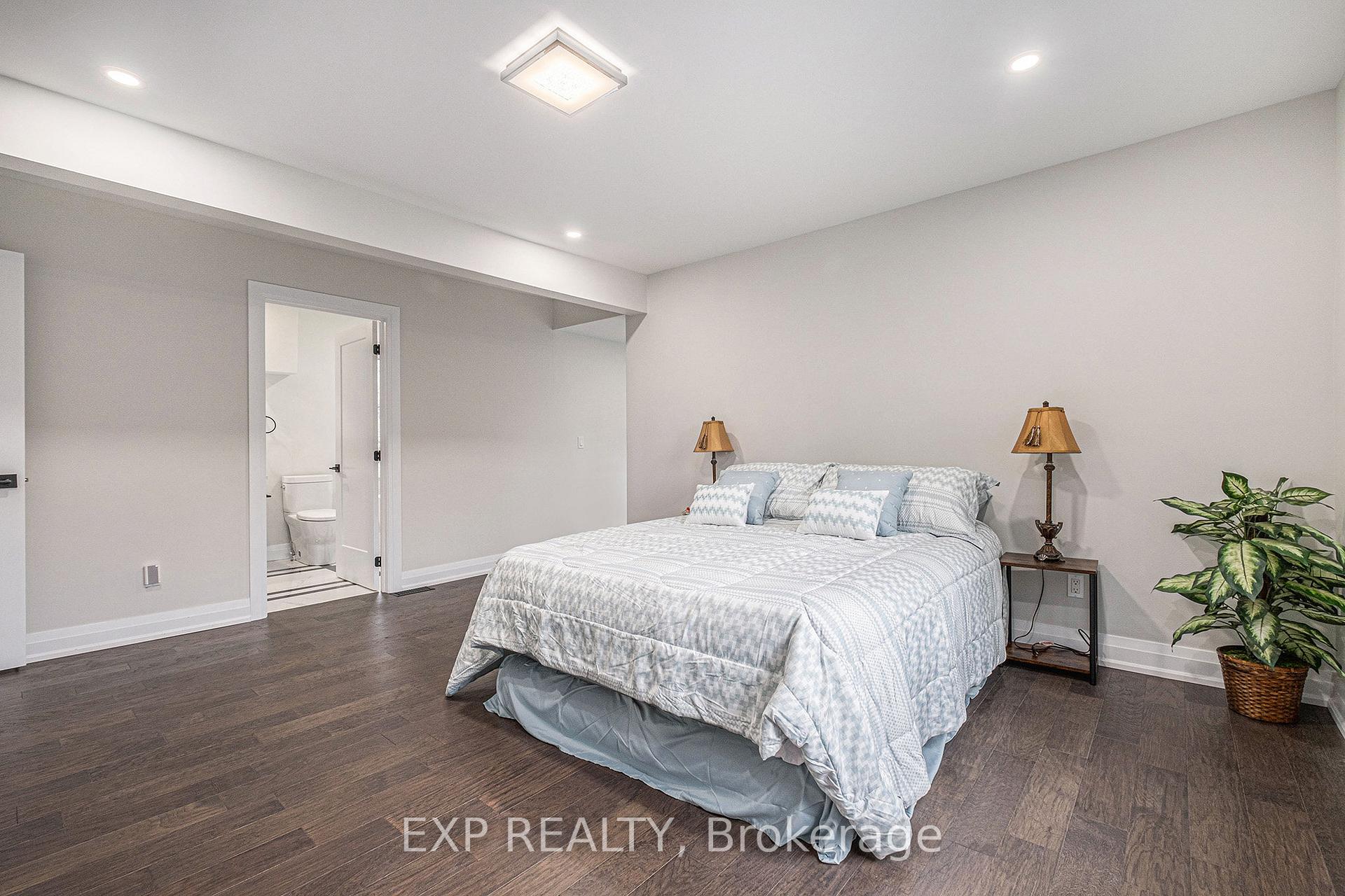 Photo 17 of 161 Maple Lane, Ottawa, Rockcliffe — HOMEH