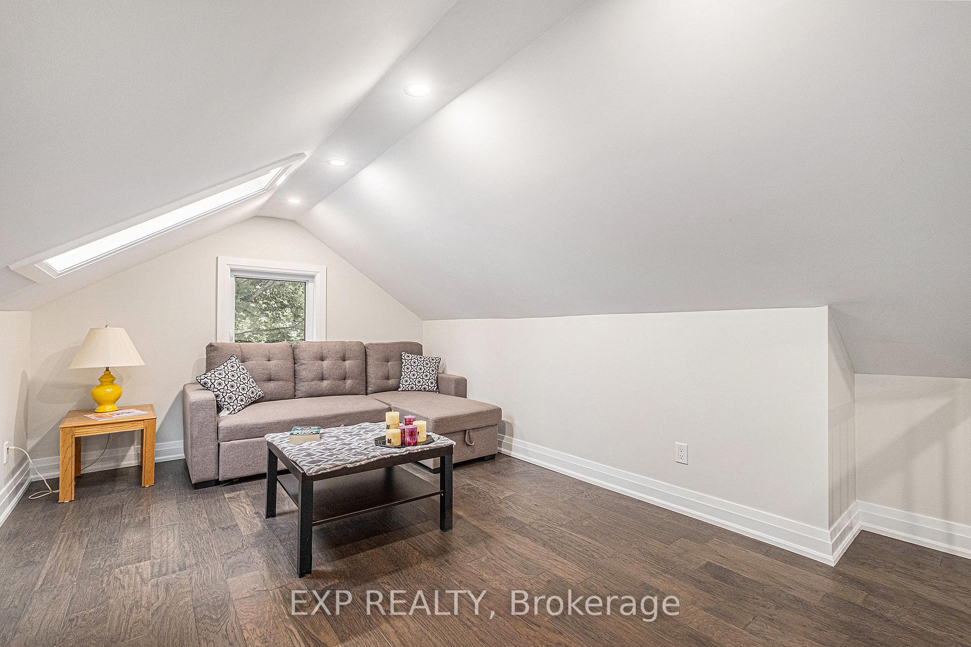 Photo 25 of 161 Maple Lane, Ottawa, Rockcliffe — HOMEH