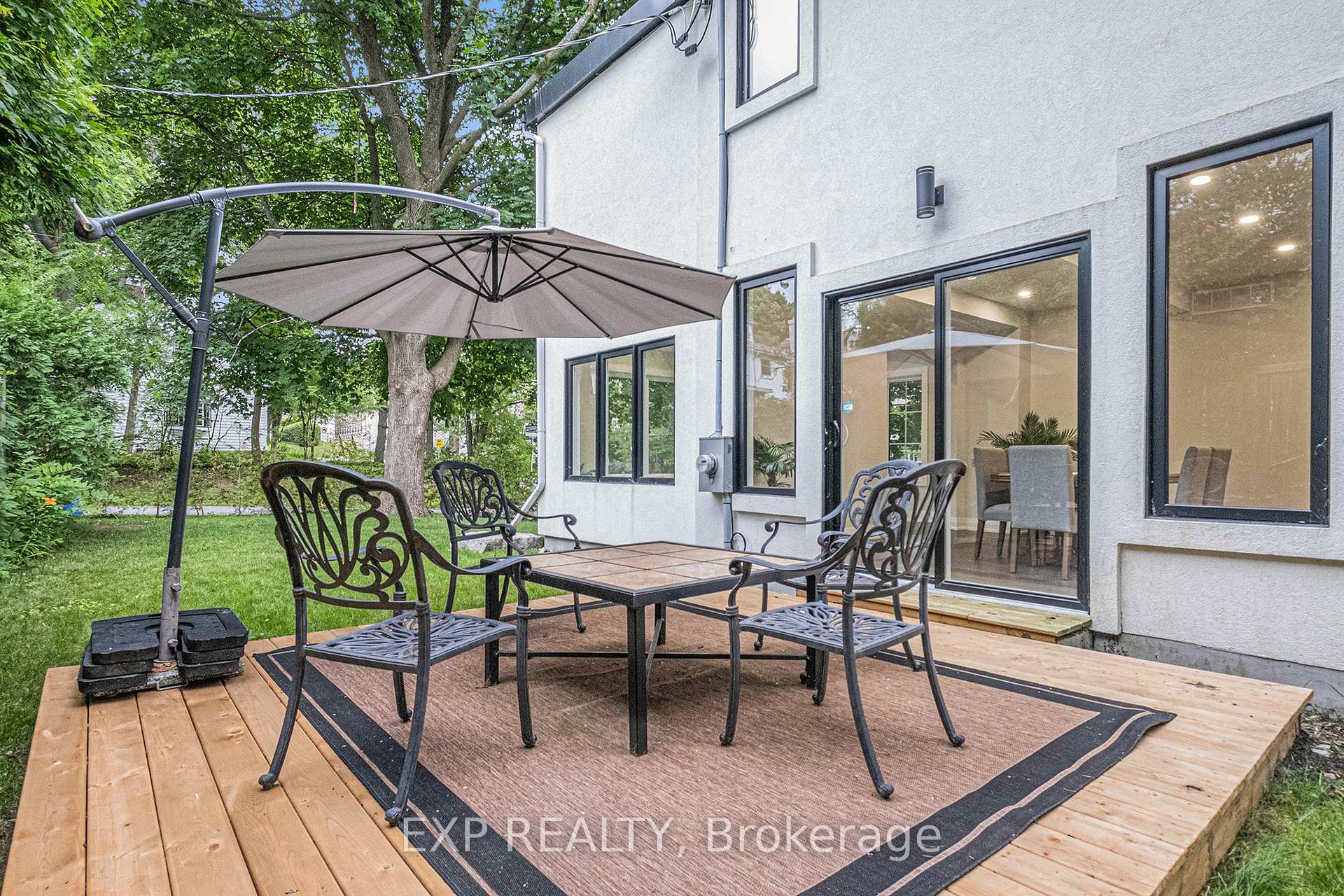 Photo 28 of 161 Maple Lane, Ottawa, Rockcliffe — HOMEH