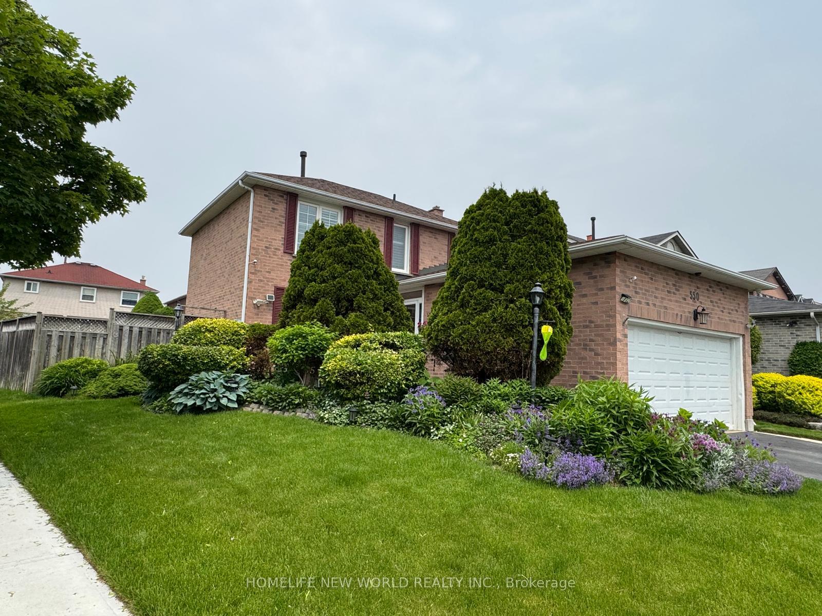 Photo 2 of 550 Cattail Court, Pickering, Woodlands — HOMEH
