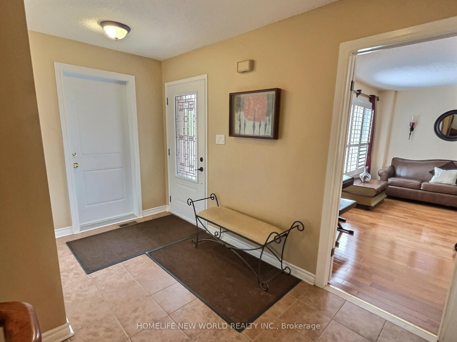 Photo 4 of 550 Cattail Court, Pickering, Woodlands — HOMEH