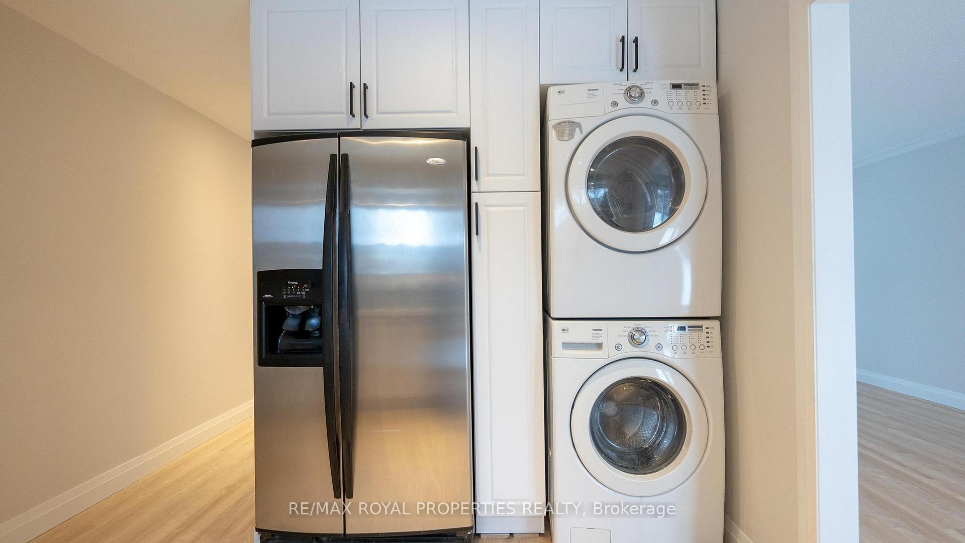 Photo 4 of 1351 Fundy #Main Street, Oshawa, Lakeview — HOMEH