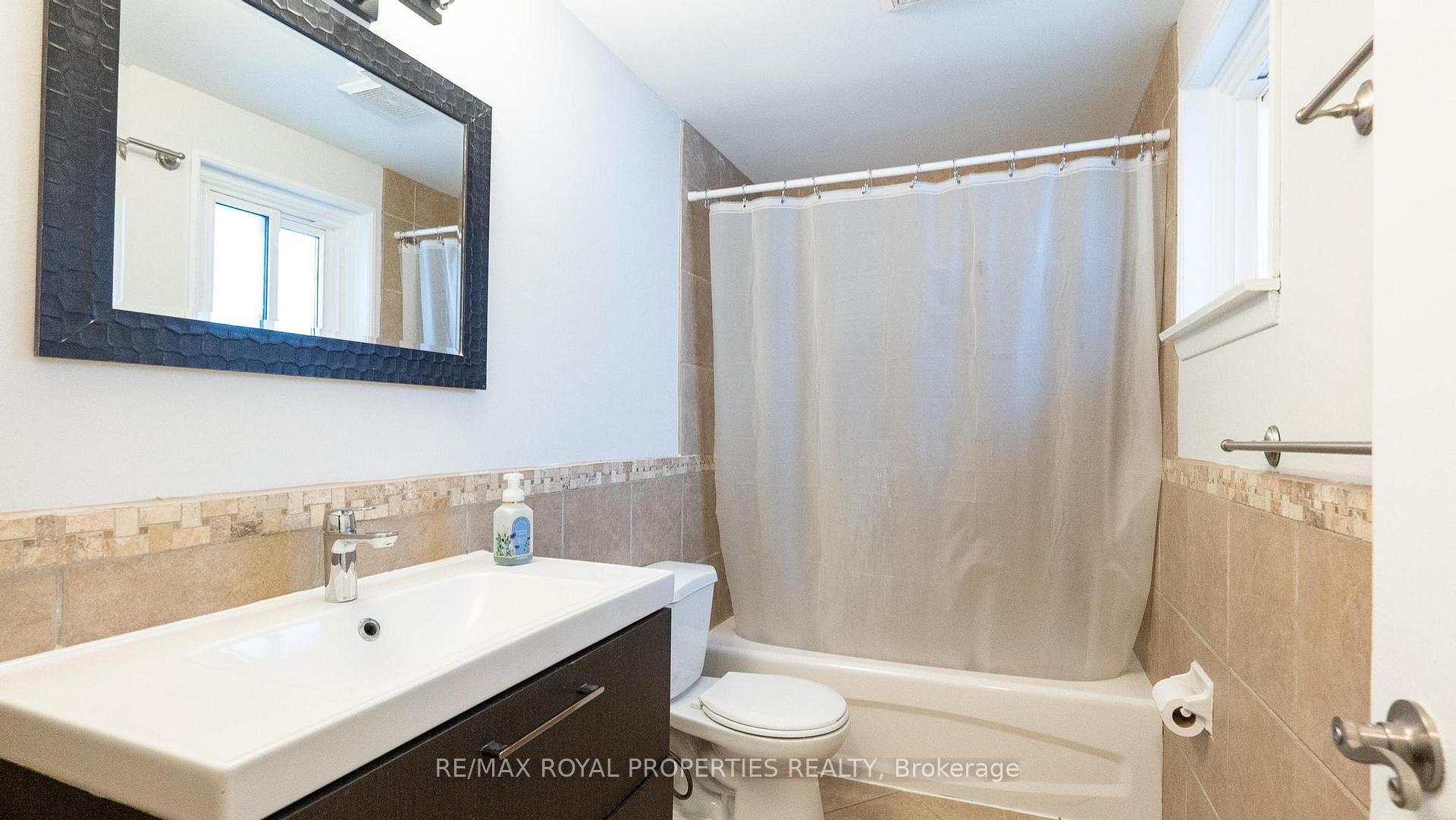 Photo 10 of 1351 Fundy #Main Street, Oshawa, Lakeview — HOMEH