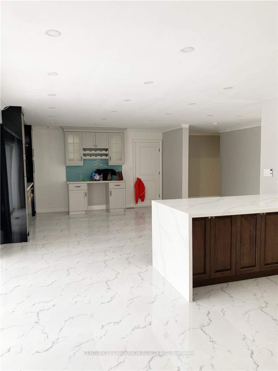 Photo 5 of 757 Taunton Road E, Oshawa, Pinecrest — HOMEH