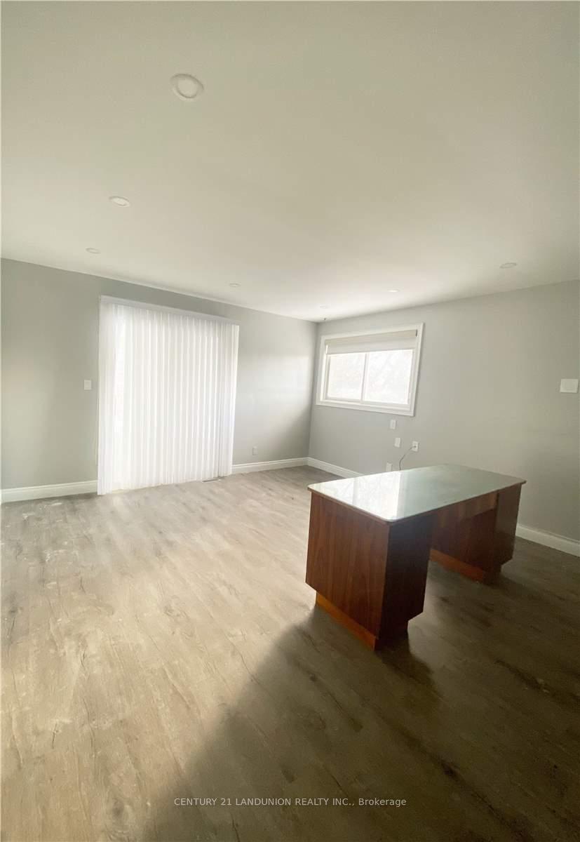 Photo 11 of 757 Taunton Road E, Oshawa, Pinecrest — HOMEH