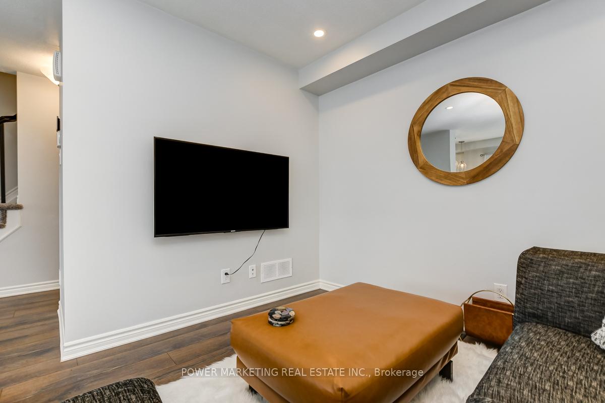 Photo 9 of 319 Sweetfern Crescent, Ottawa, Avalon West — HOMEH