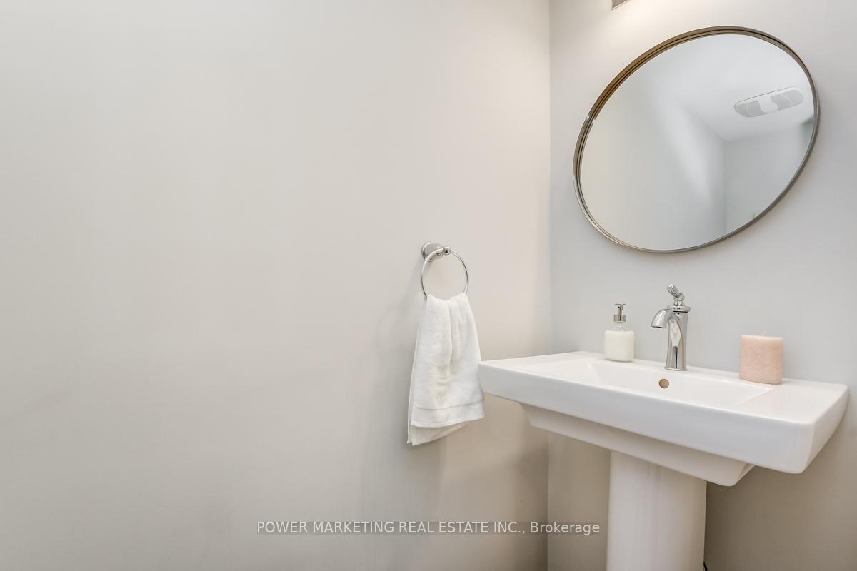 Photo 18 of 319 Sweetfern Crescent, Ottawa, Avalon West — HOMEH