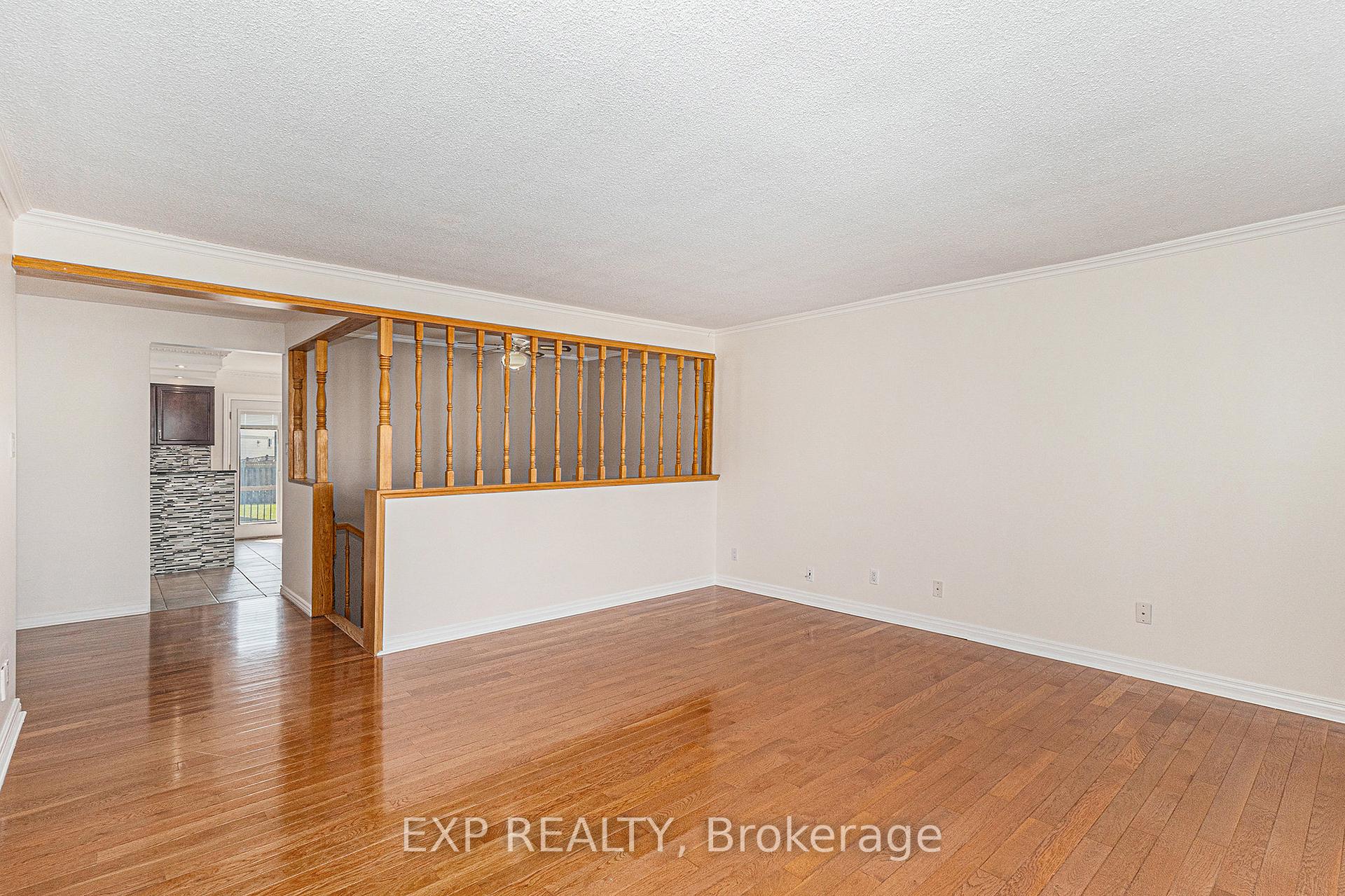 Photo 7 of 880 Beauregard Crescent, Ottawa, Fallingbrook/Ridgemount — HOMEH