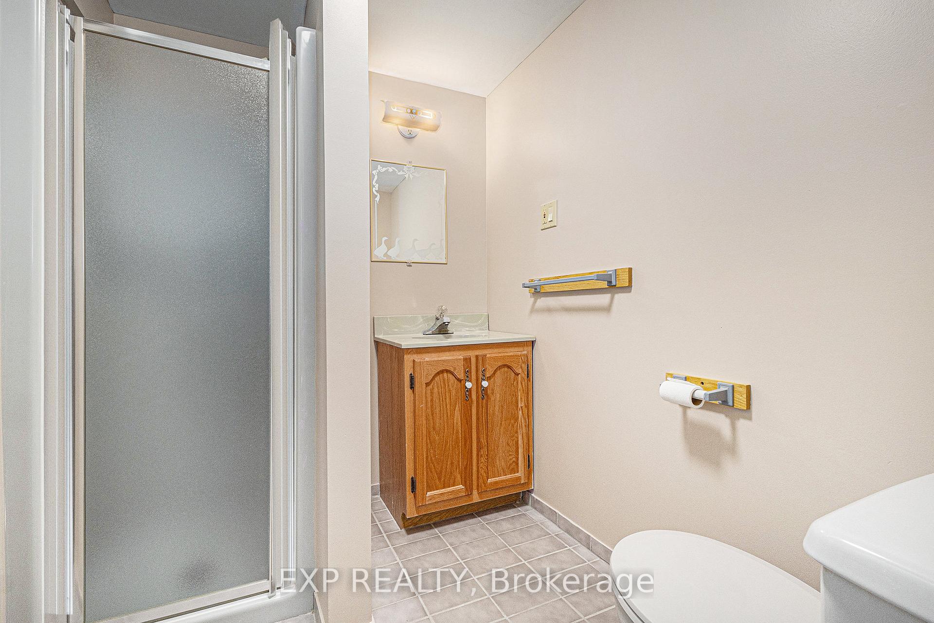 Photo 21 of 880 Beauregard Crescent, Ottawa, Fallingbrook/Ridgemount — HOMEH