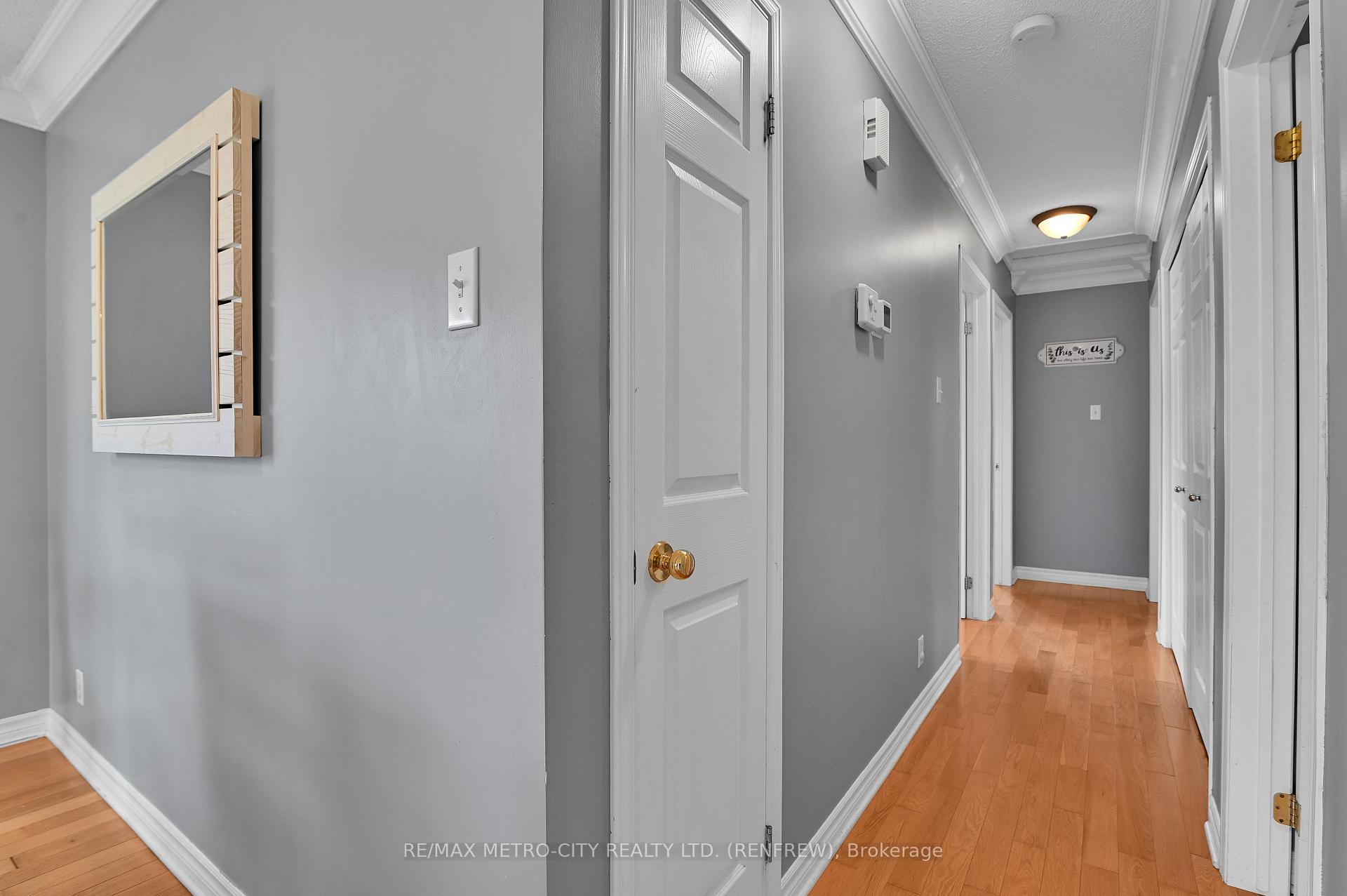 Photo 12 of 91 Haramis Drive, Renfrew — HOMEH