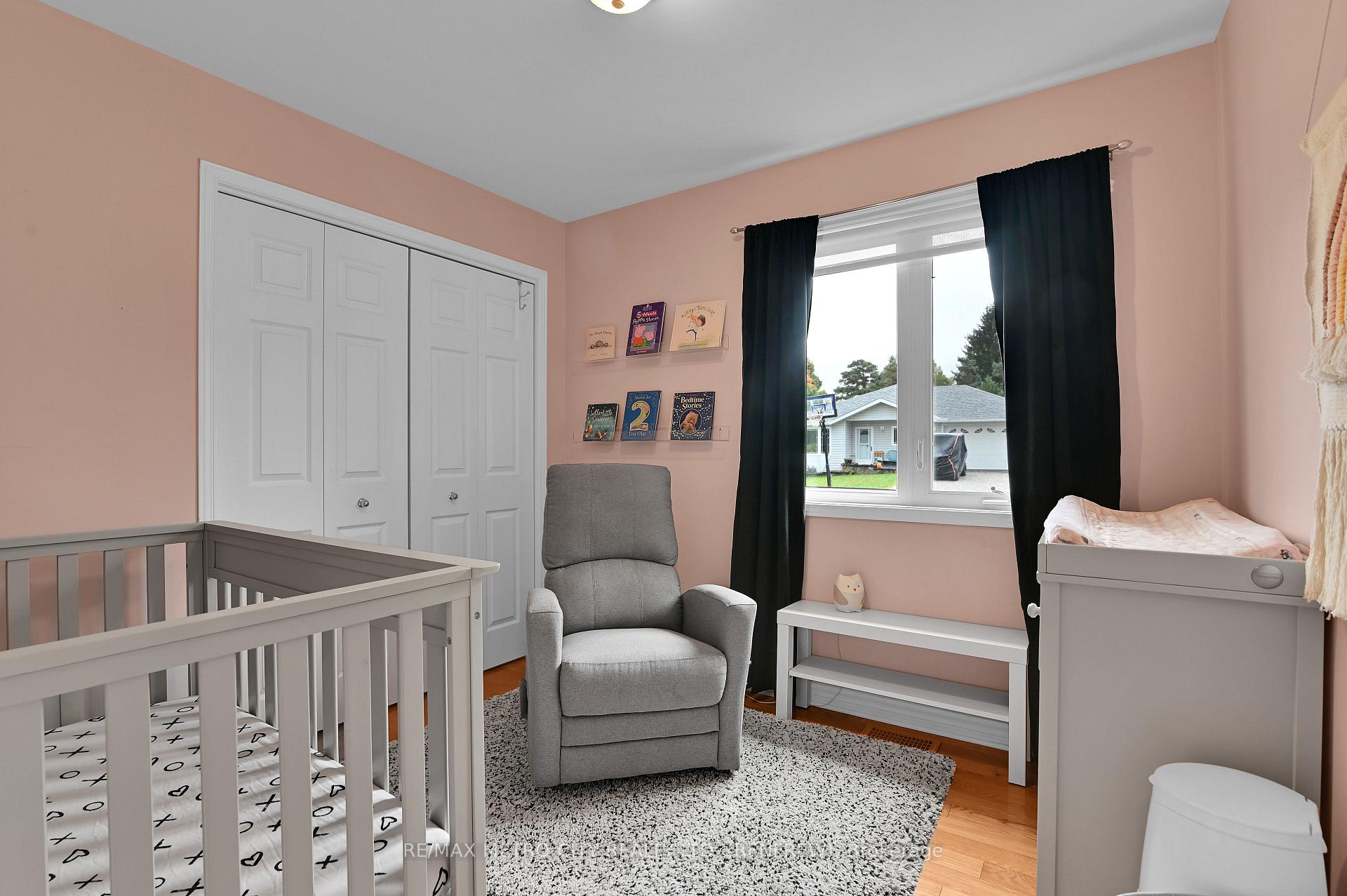 Photo 15 of 91 Haramis Drive, Renfrew — HOMEH