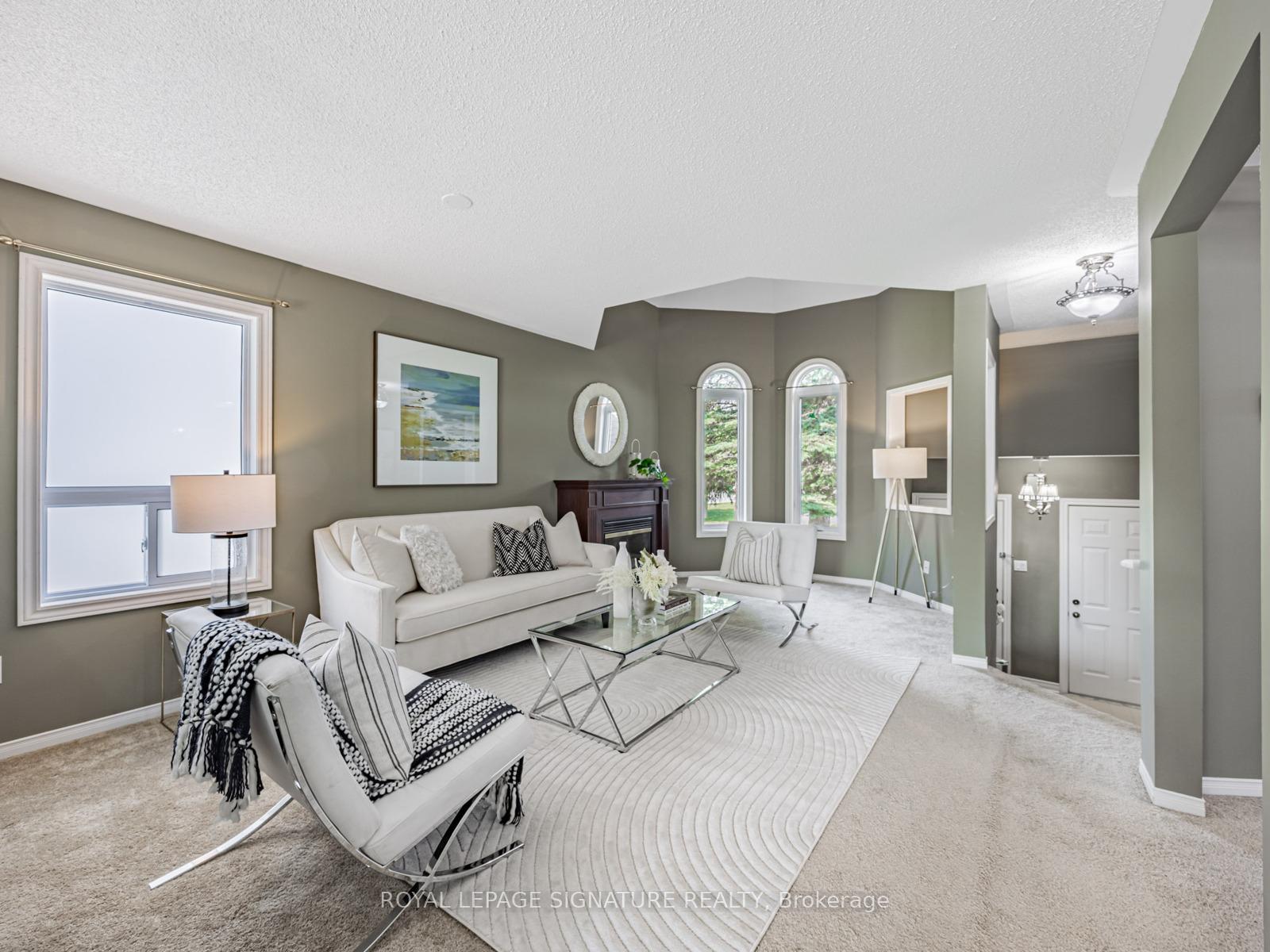 Photo 5 of 1623 Edenwood Drive, Oshawa, Samac — HOMEH