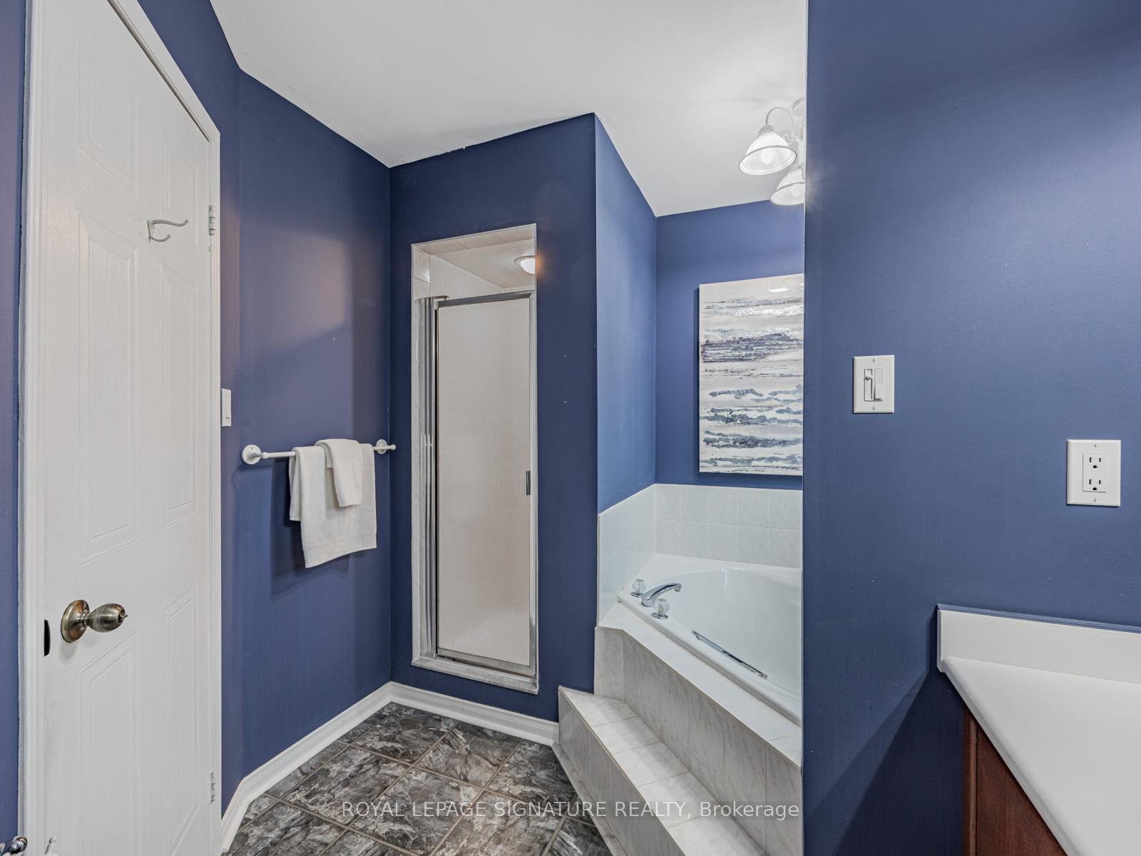 Photo 16 of 1623 Edenwood Drive, Oshawa, Samac — HOMEH
