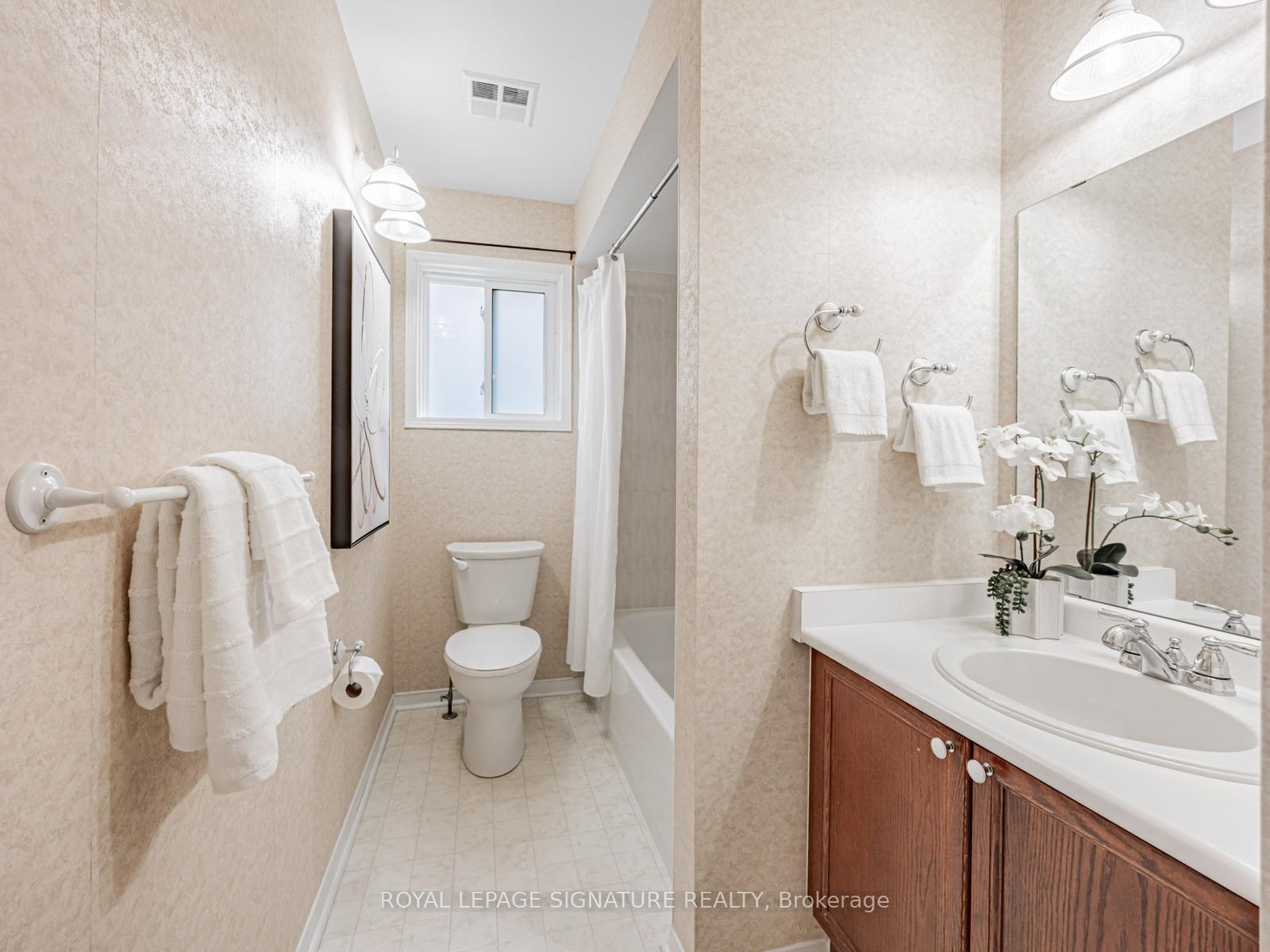 Photo 19 of 1623 Edenwood Drive, Oshawa, Samac — HOMEH
