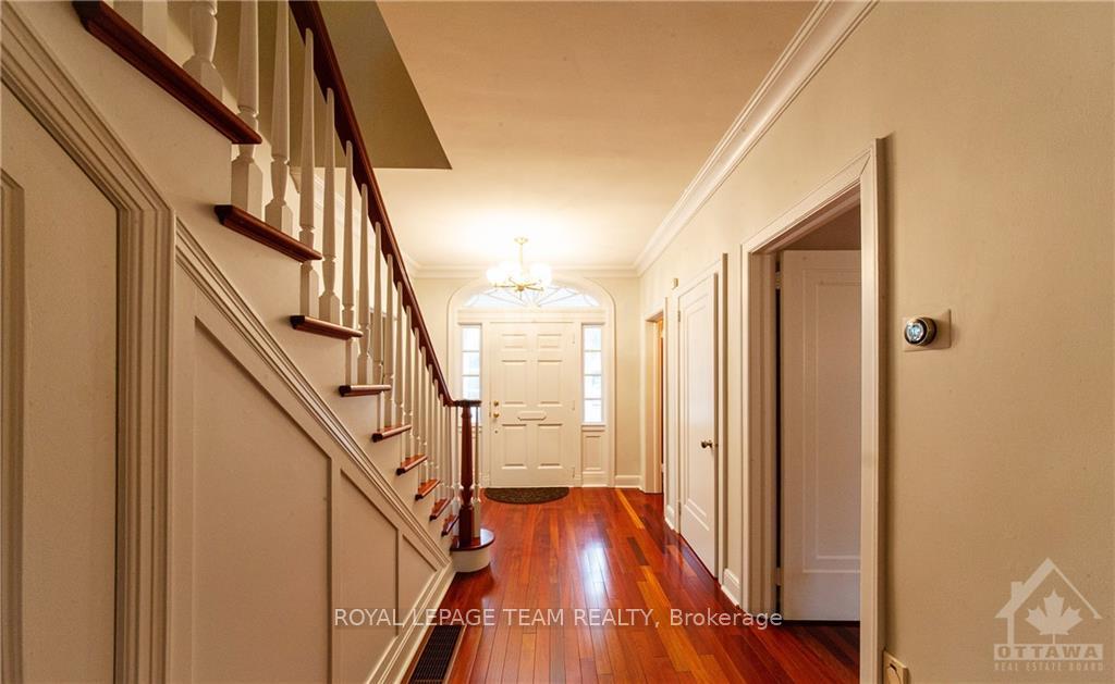 Photo 9 of 250 Thorold Road, Ottawa, Rockcliffe — HOMEH