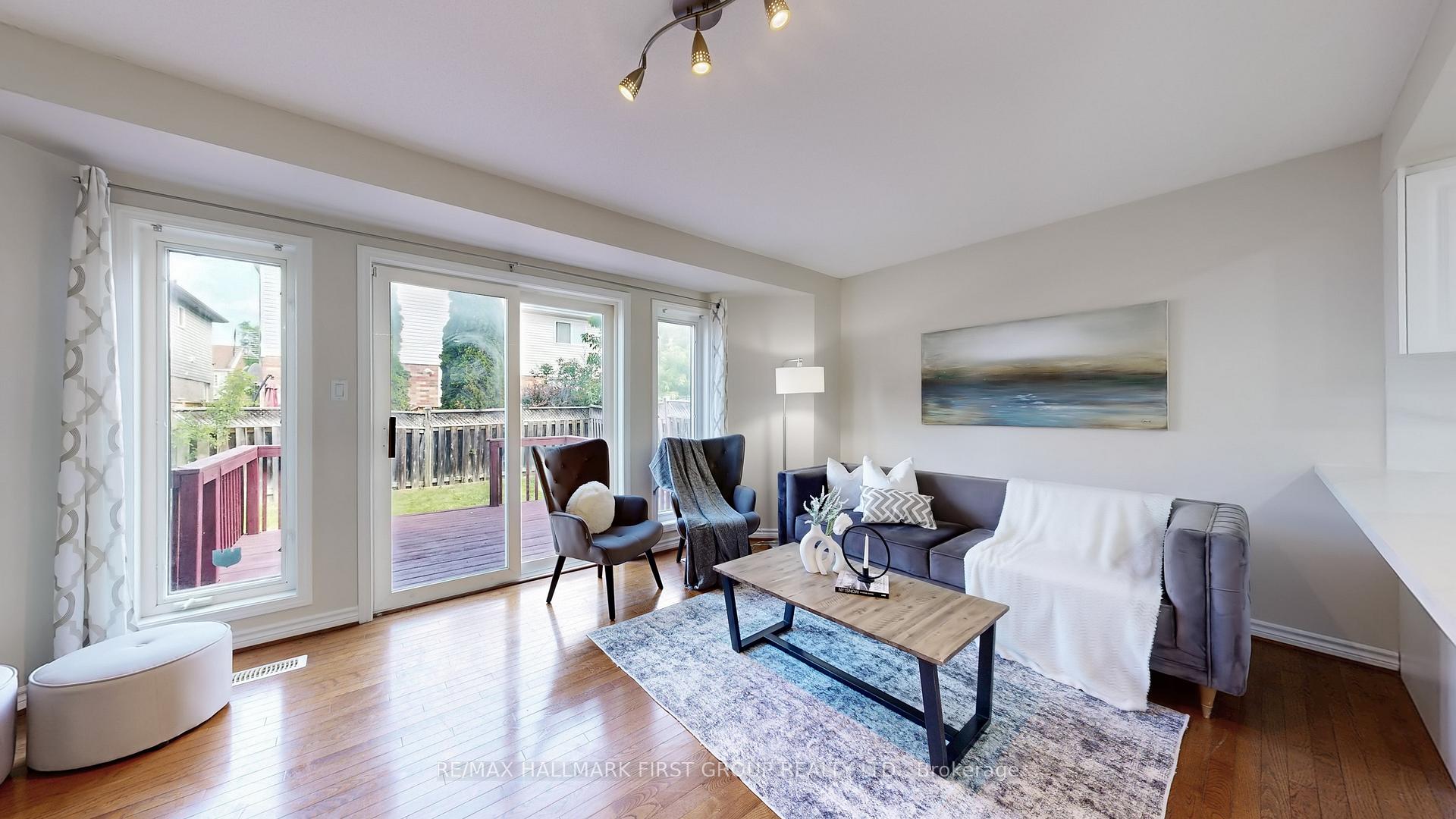 Photo 16 of 1552 Avonmore Square, Pickering, Town Centre — HOMEH