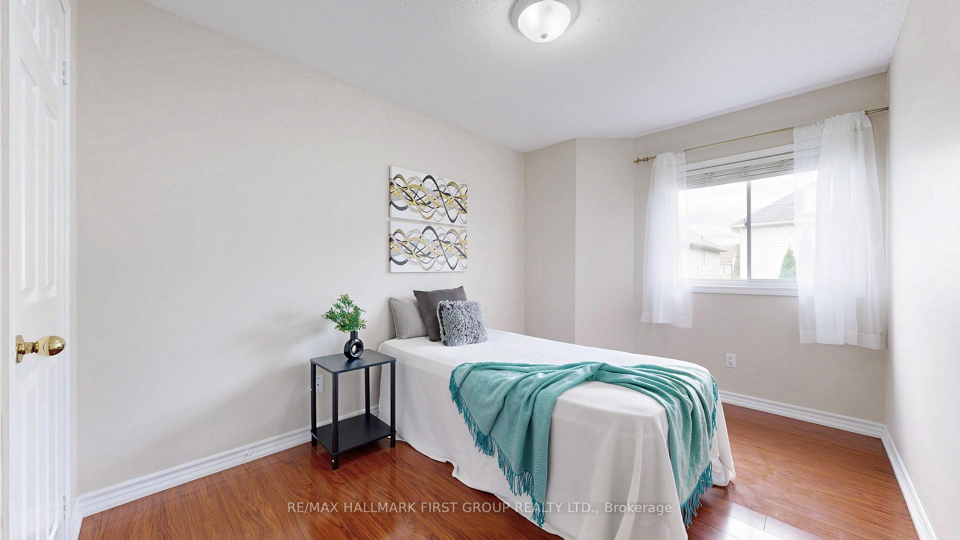 Photo 32 of 1552 Avonmore Square, Pickering, Town Centre — HOMEH