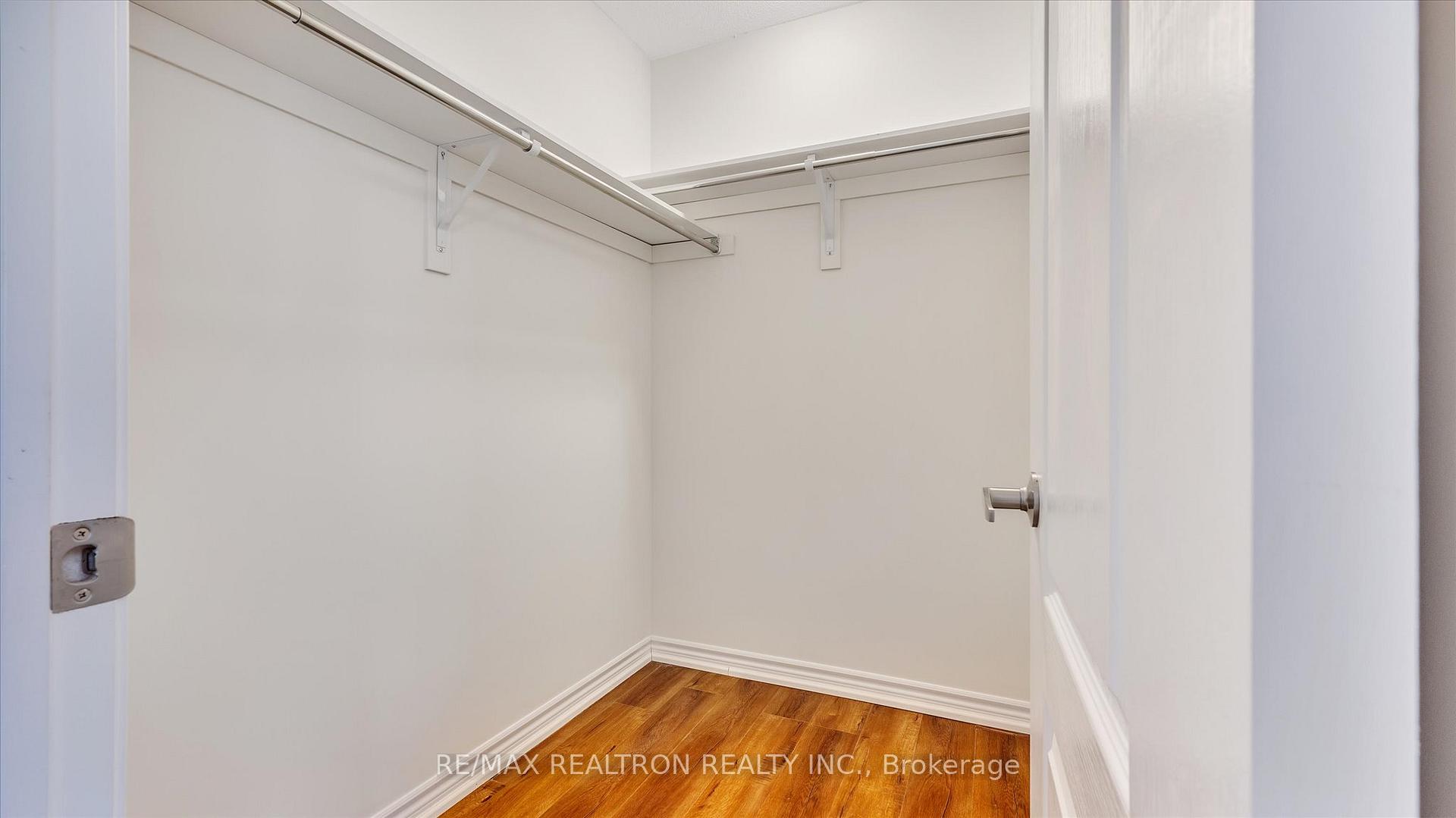 Photo 24 of 106 Symington Avenue, Oshawa, Windfields — HOMEH