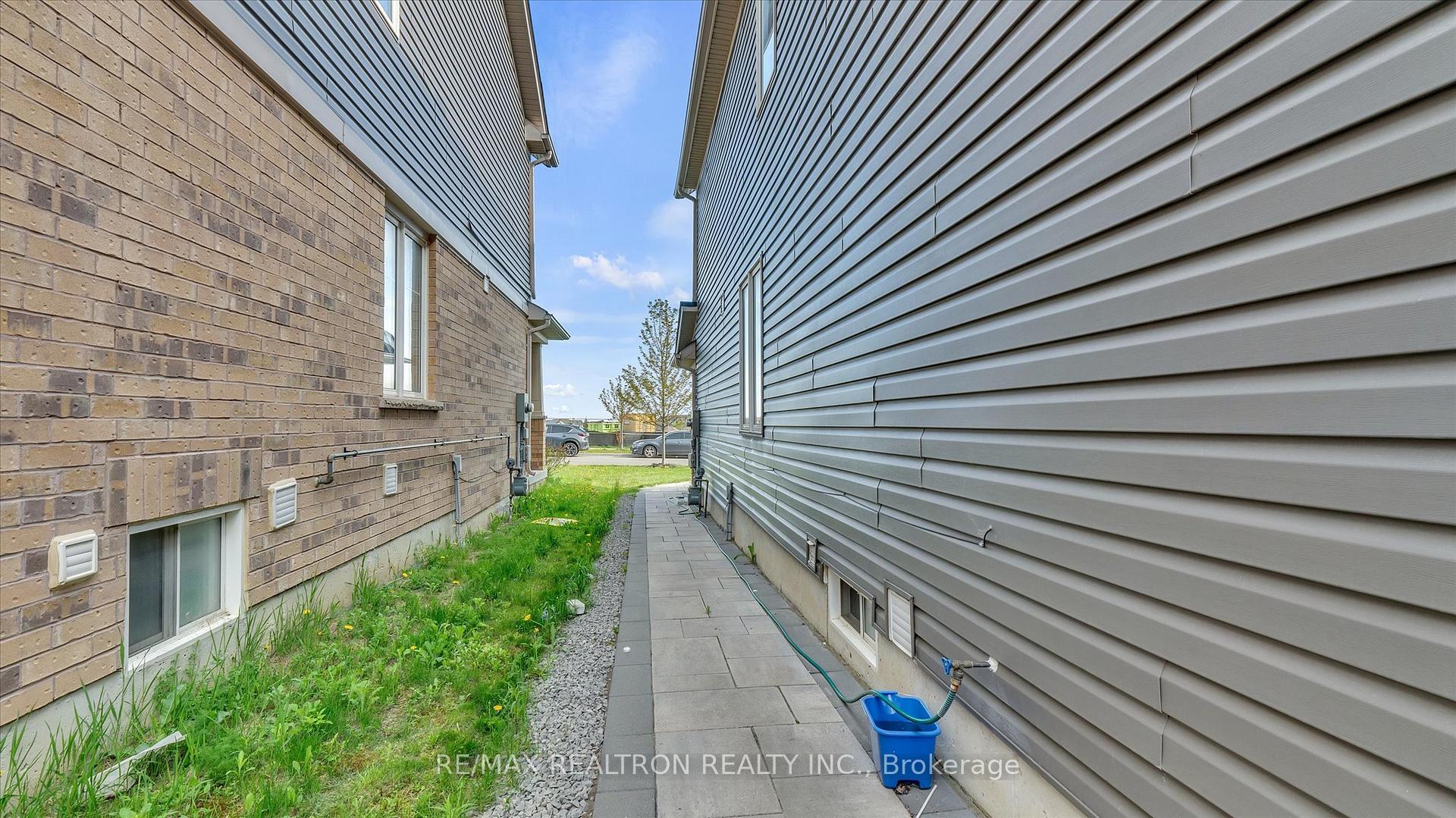 Photo 36 of 106 Symington Avenue, Oshawa, Windfields — HOMEH