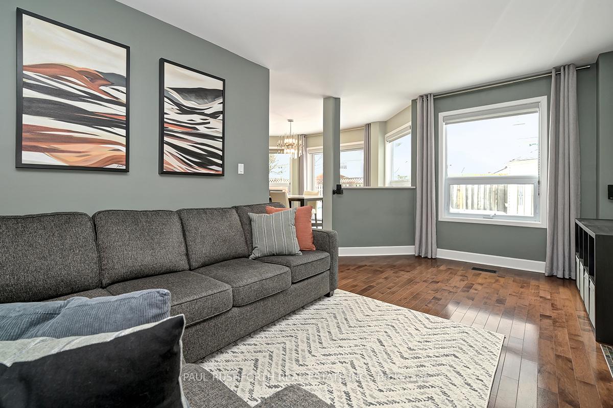 Photo 16 of 654 Apollo Way, Ottawa, Fallingbrook/Pineridge — HOMEH