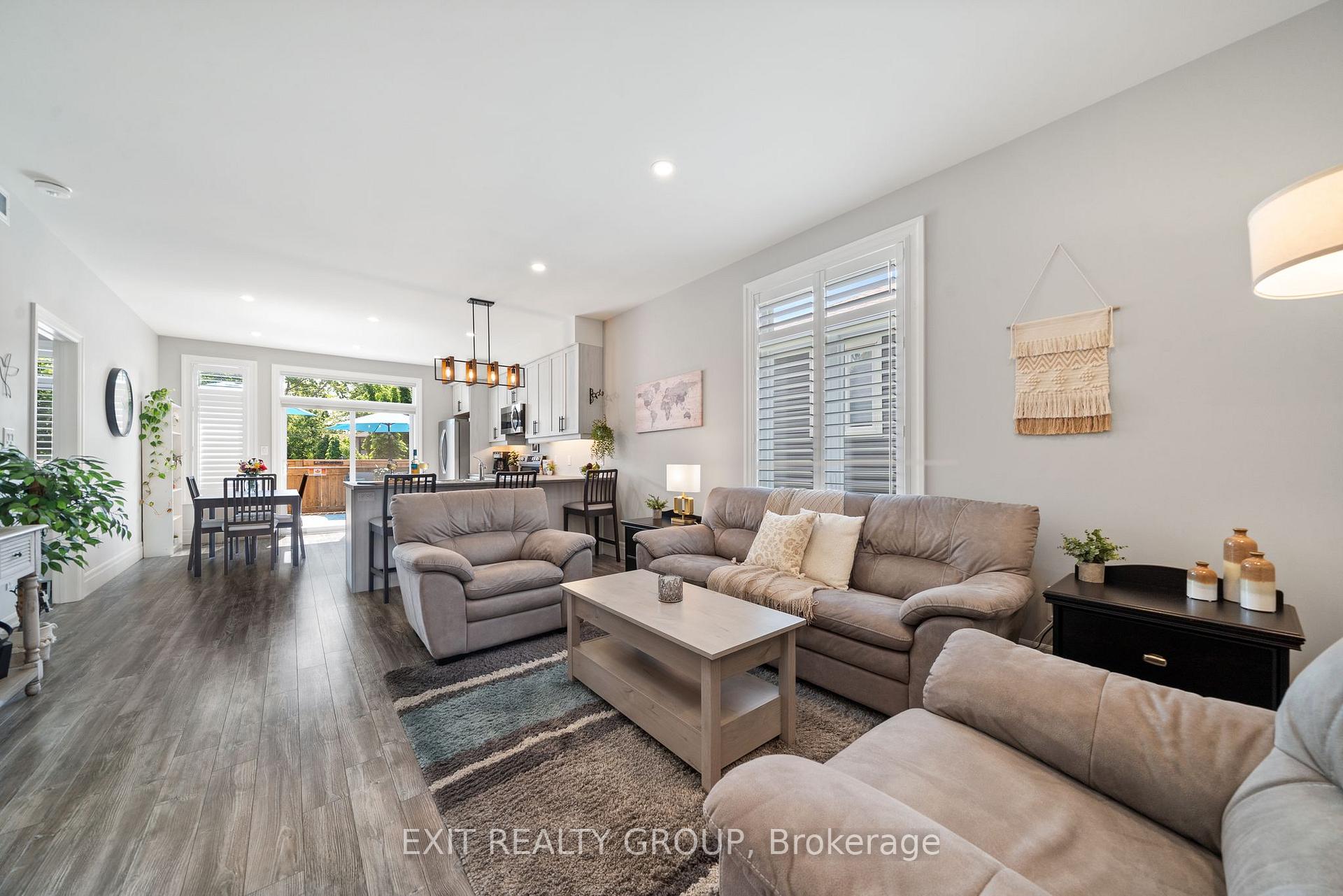 Photo 9 of 40 Curtis Street, Prince Edward County, Picton Ward — HOMEH