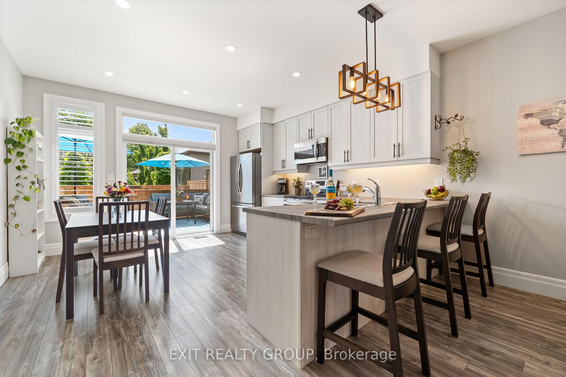 Photo 11 of 40 Curtis Street, Prince Edward County, Picton Ward — HOMEH