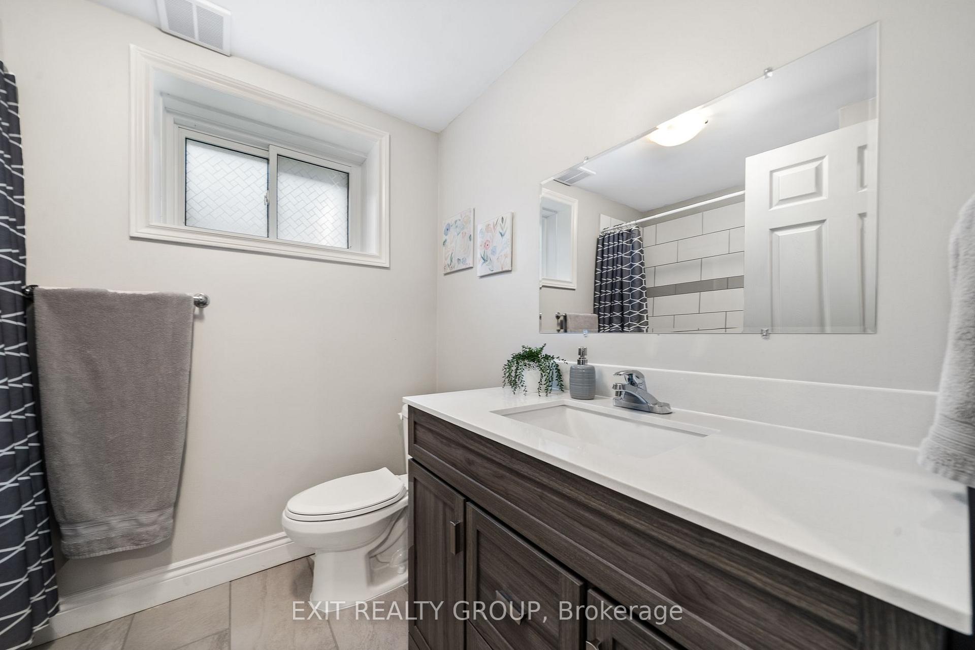Photo 36 of 40 Curtis Street, Prince Edward County, Picton Ward — HOMEH