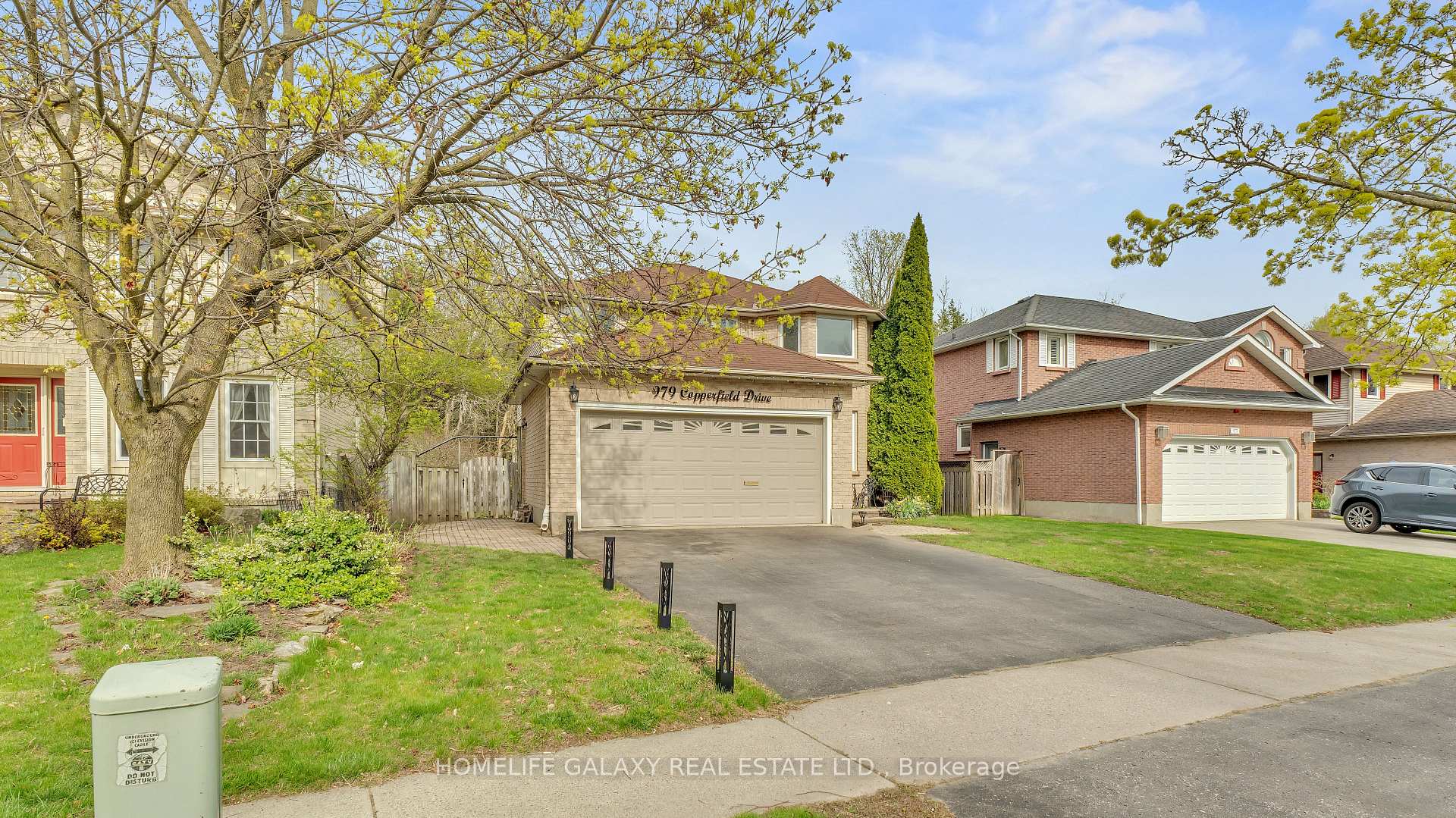 Photo 3 of 979 Copperfield Drive, Oshawa, Eastdale — HOMEH