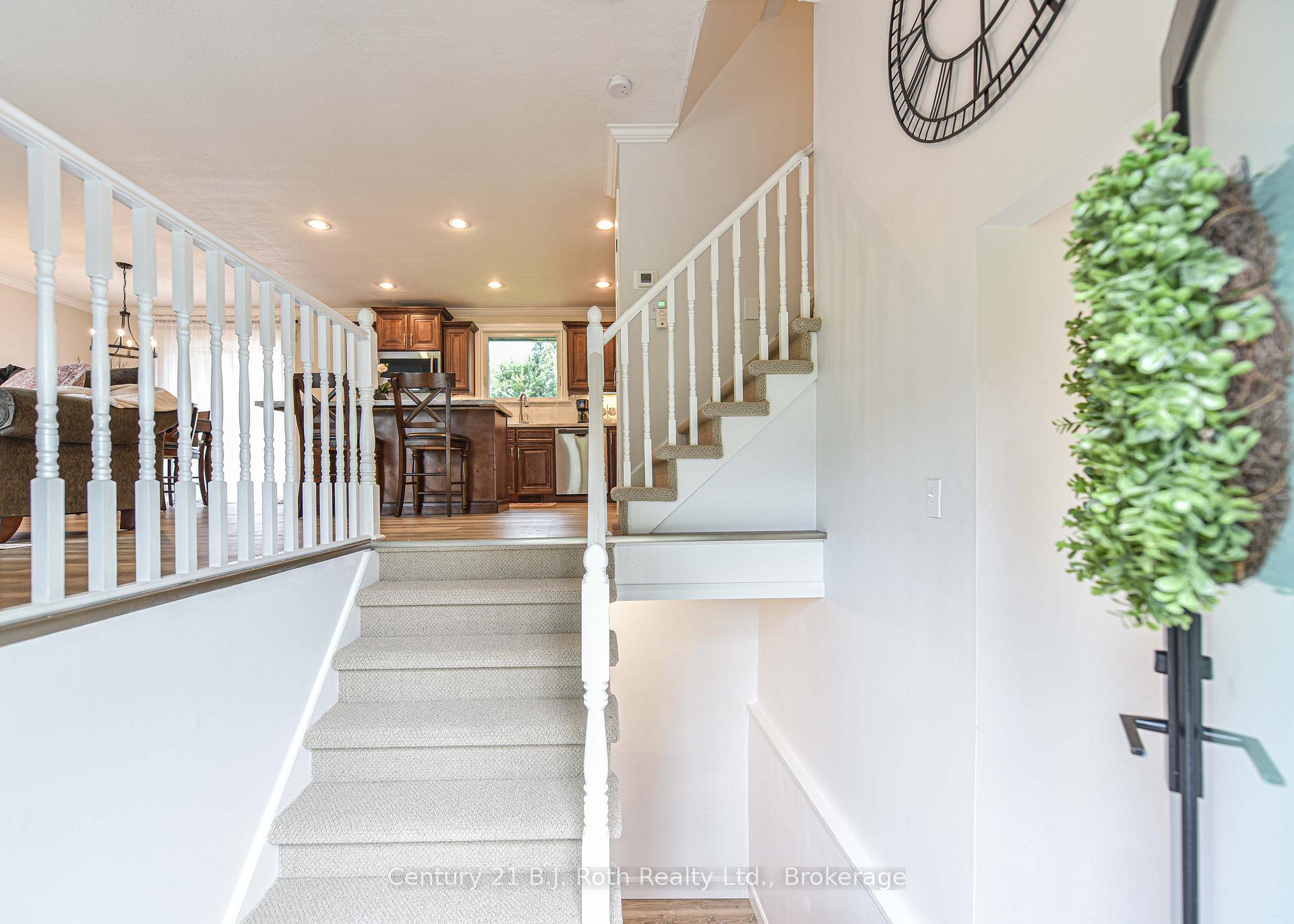 Photo 6 of 4693 Daniel Street, Ramara, Atherley — HOMEH