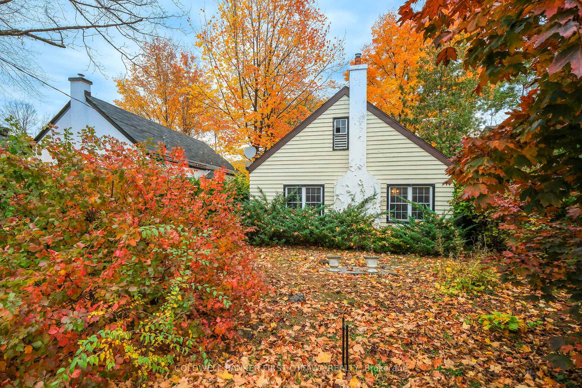 Photo 1 of 38 Acacia Avenue, Ottawa, Rockcliffe — HOMEH