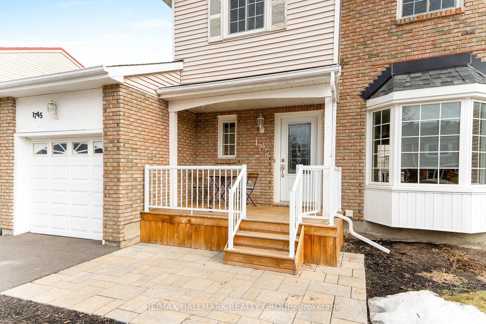 Photo 3 of 1745 Bottriell Way, Ottawa, Fallingbrook/Pineridge — HOMEH
