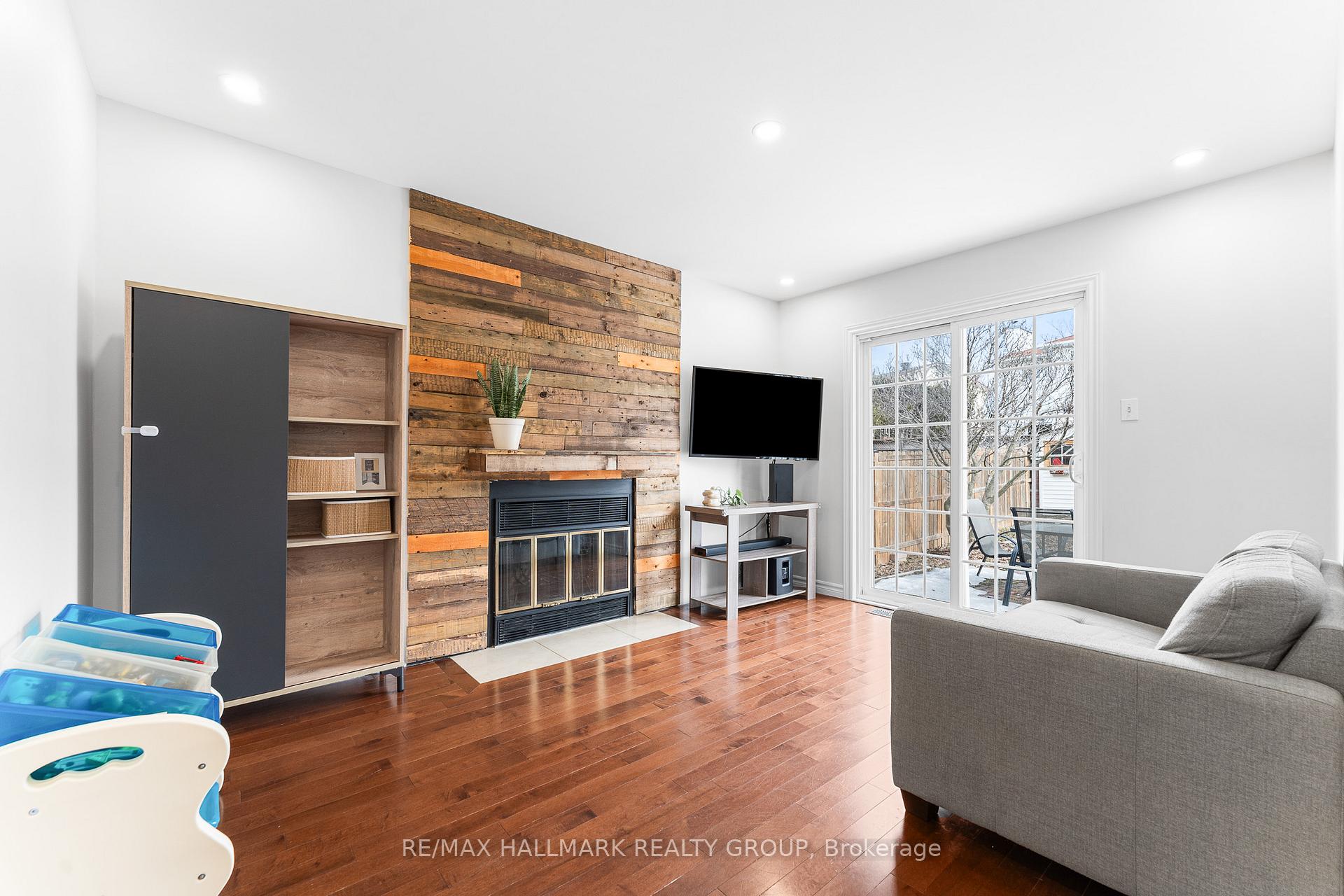 Photo 21 of 1745 Bottriell Way, Ottawa, Fallingbrook/Pineridge — HOMEH