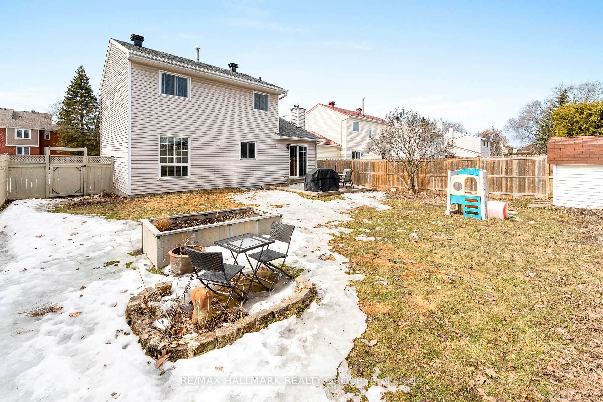 Photo 43 of 1745 Bottriell Way, Ottawa, Fallingbrook/Pineridge — HOMEH