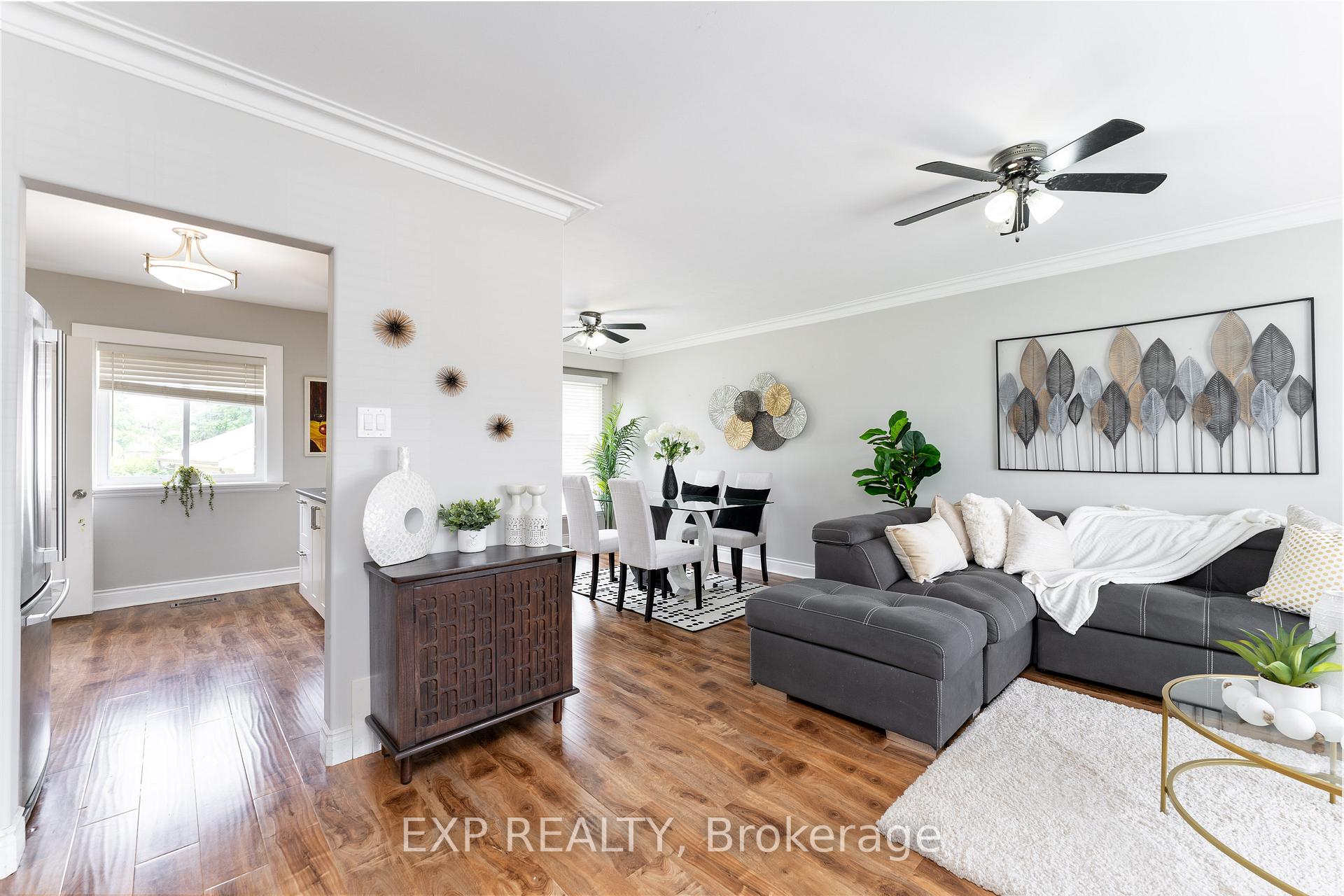 Photo 5 of 1195 Wecker Drive, Oshawa, Lakeview — HOMEH