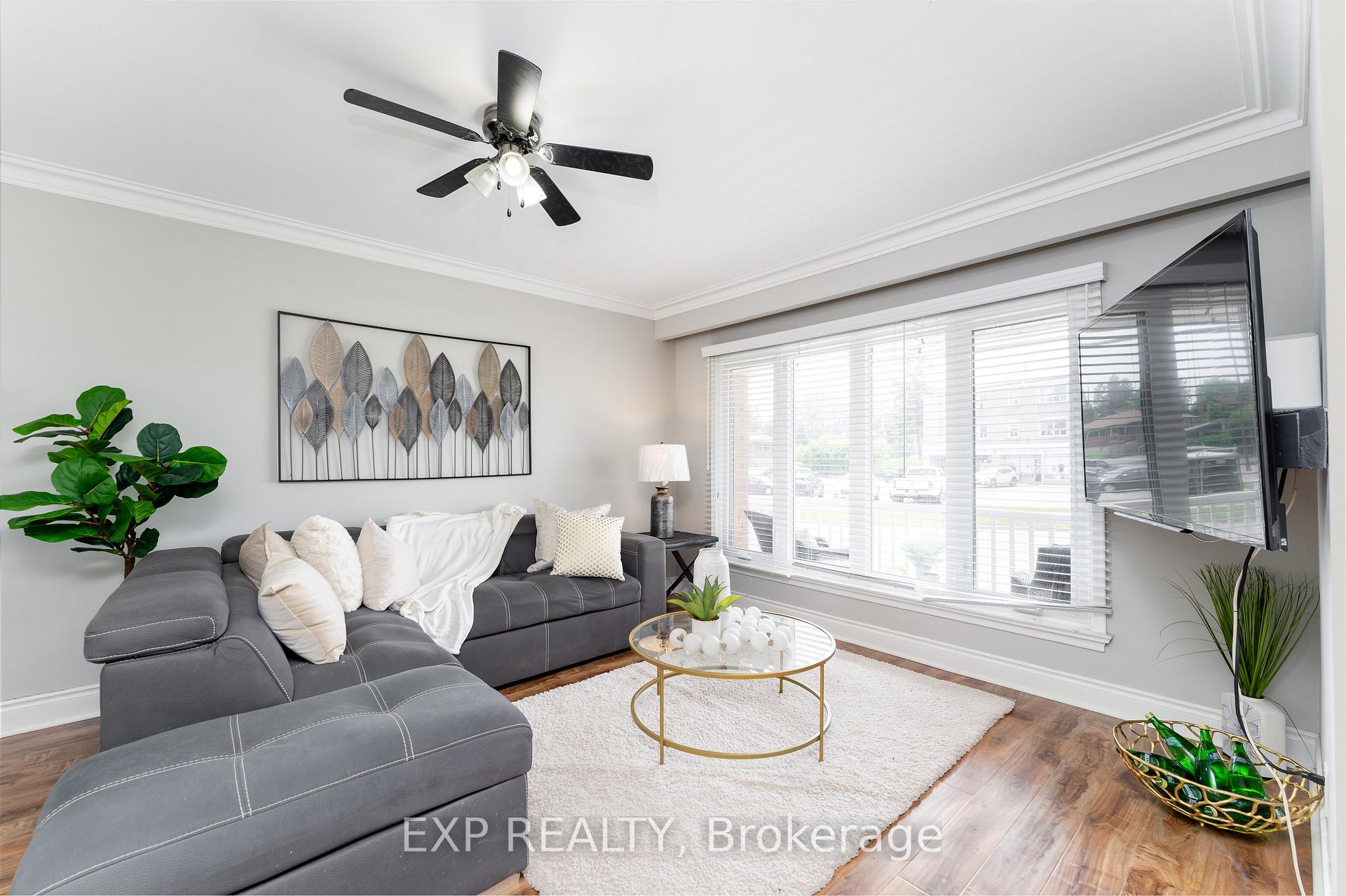 Photo 6 of 1195 Wecker Drive, Oshawa, Lakeview — HOMEH