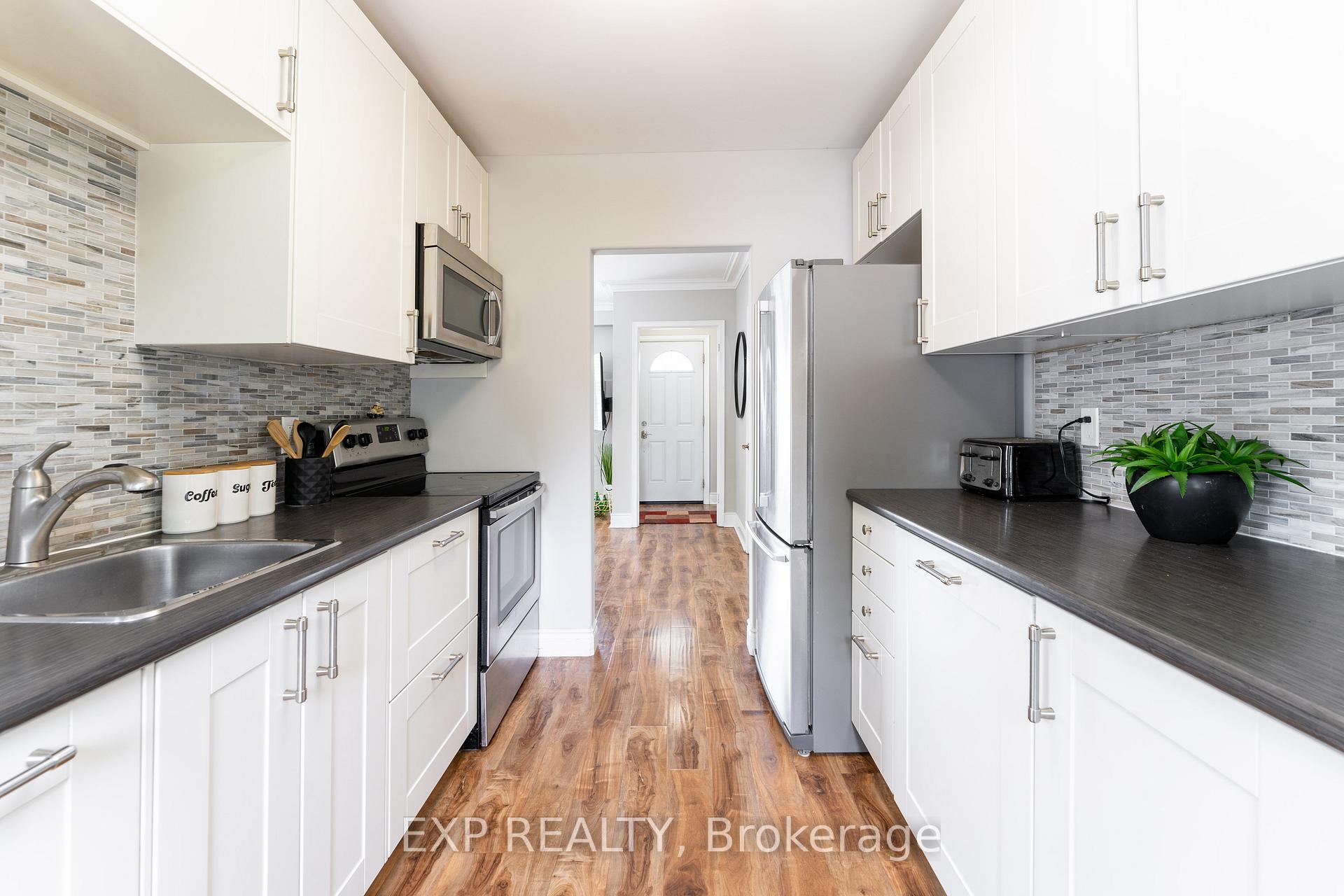 Photo 10 of 1195 Wecker Drive, Oshawa, Lakeview — HOMEH