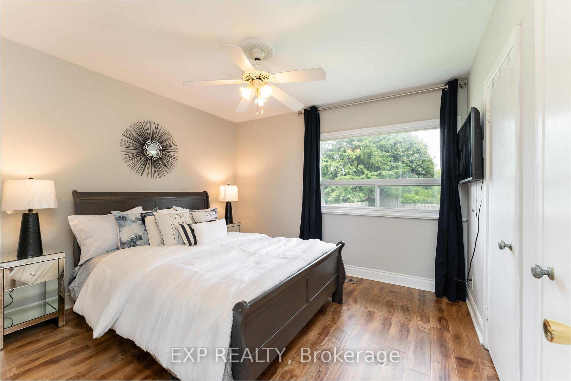 Photo 14 of 1195 Wecker Drive, Oshawa, Lakeview — HOMEH