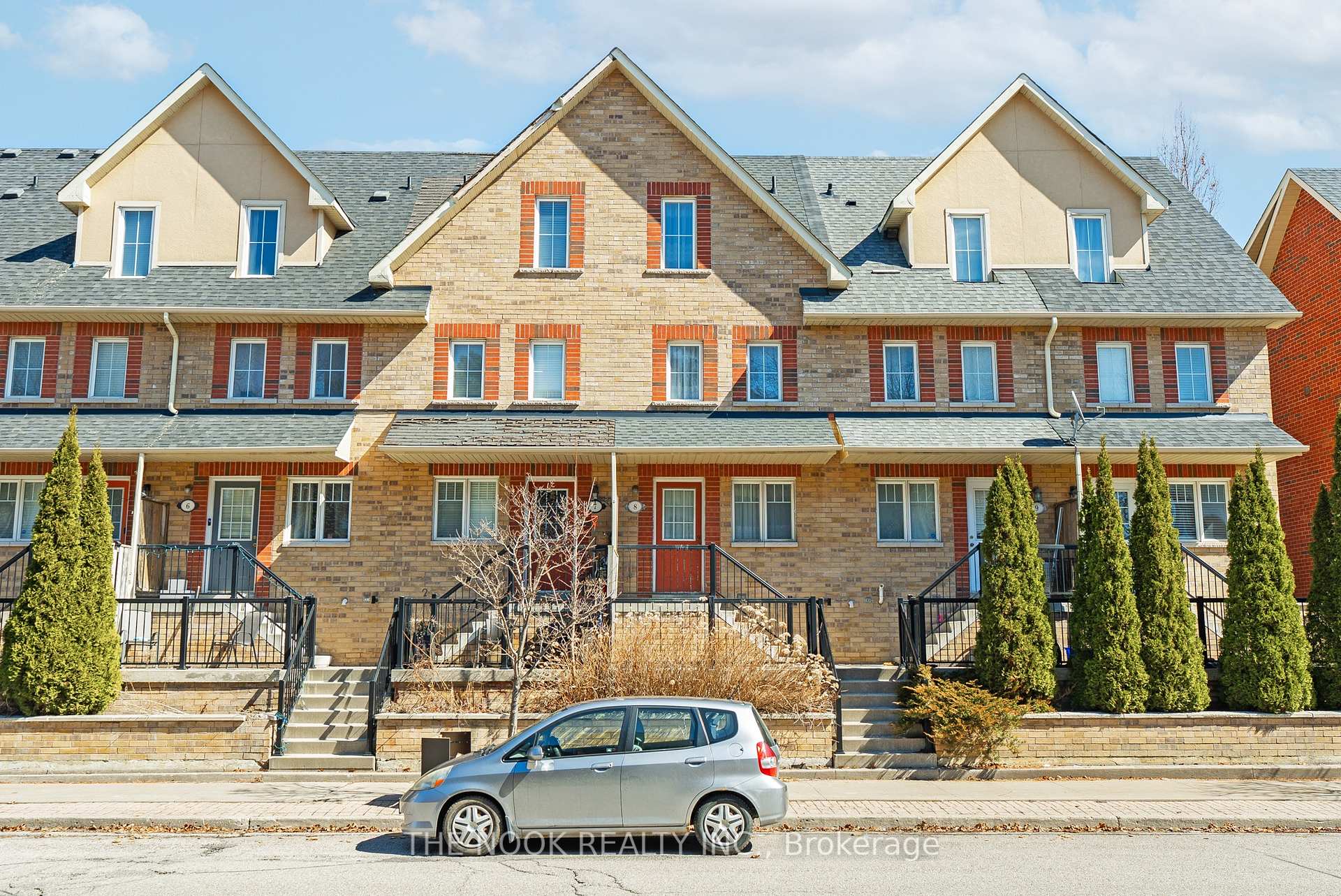 Photo 3 of Unit 8, 1775 Valley Farm Road, Pickering, Town Centre — HOMEH