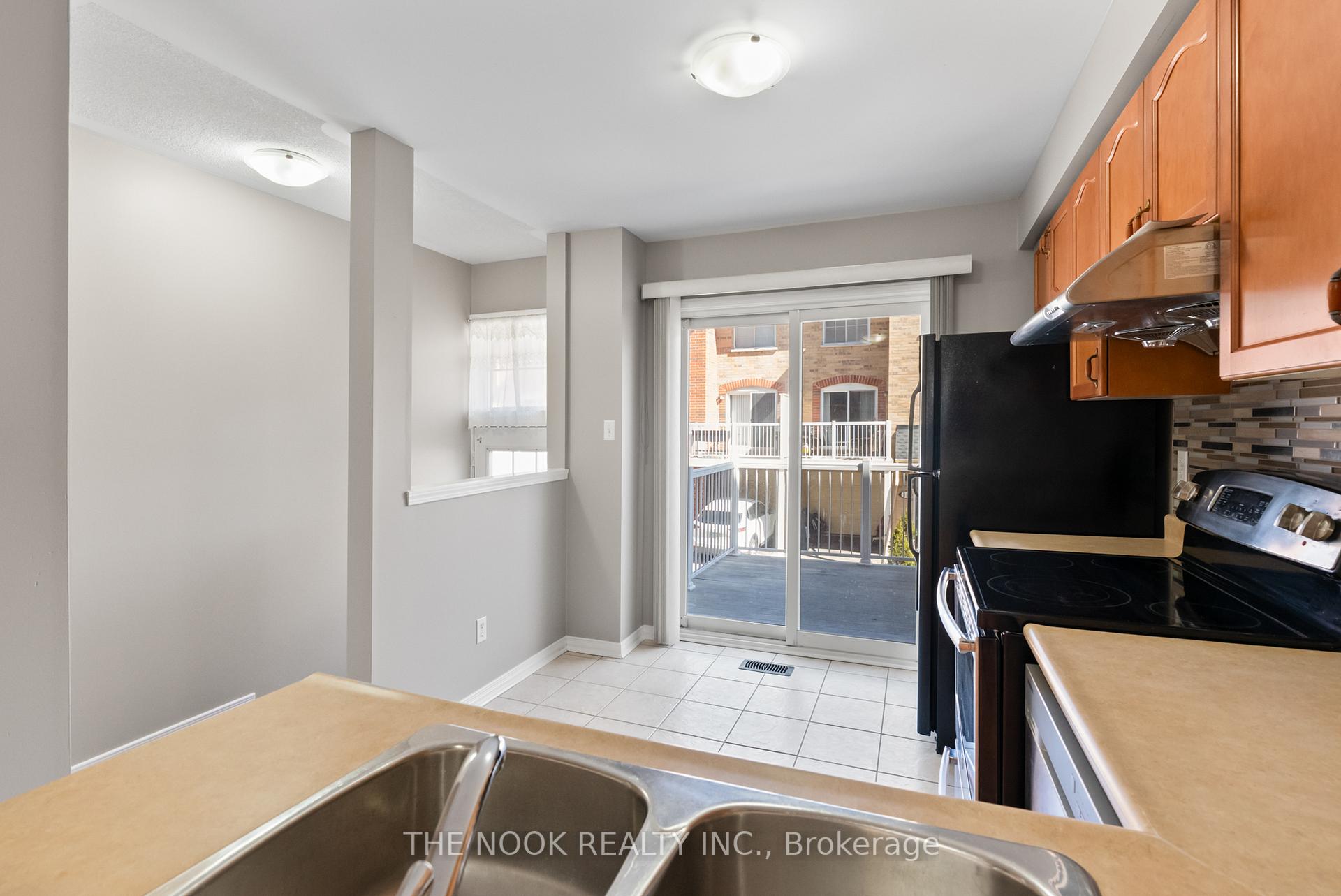 Photo 10 of Unit 8, 1775 Valley Farm Road, Pickering, Town Centre — HOMEH
