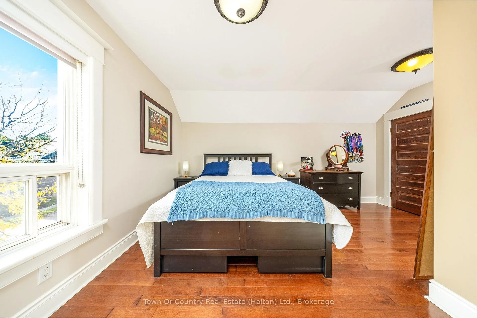 Photo 15 of 10 English Street, Brampton, Brampton West — HOMEH