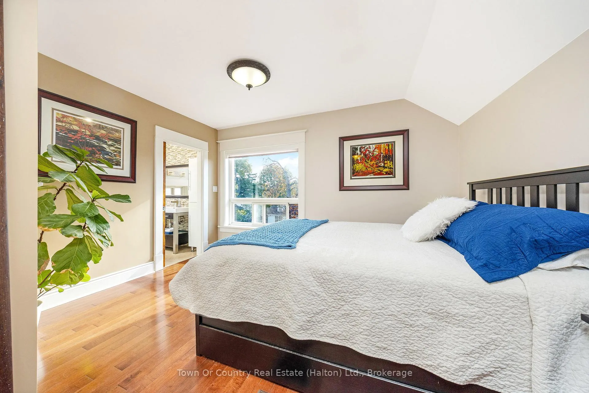 Photo 16 of 10 English Street, Brampton, Brampton West — HOMEH