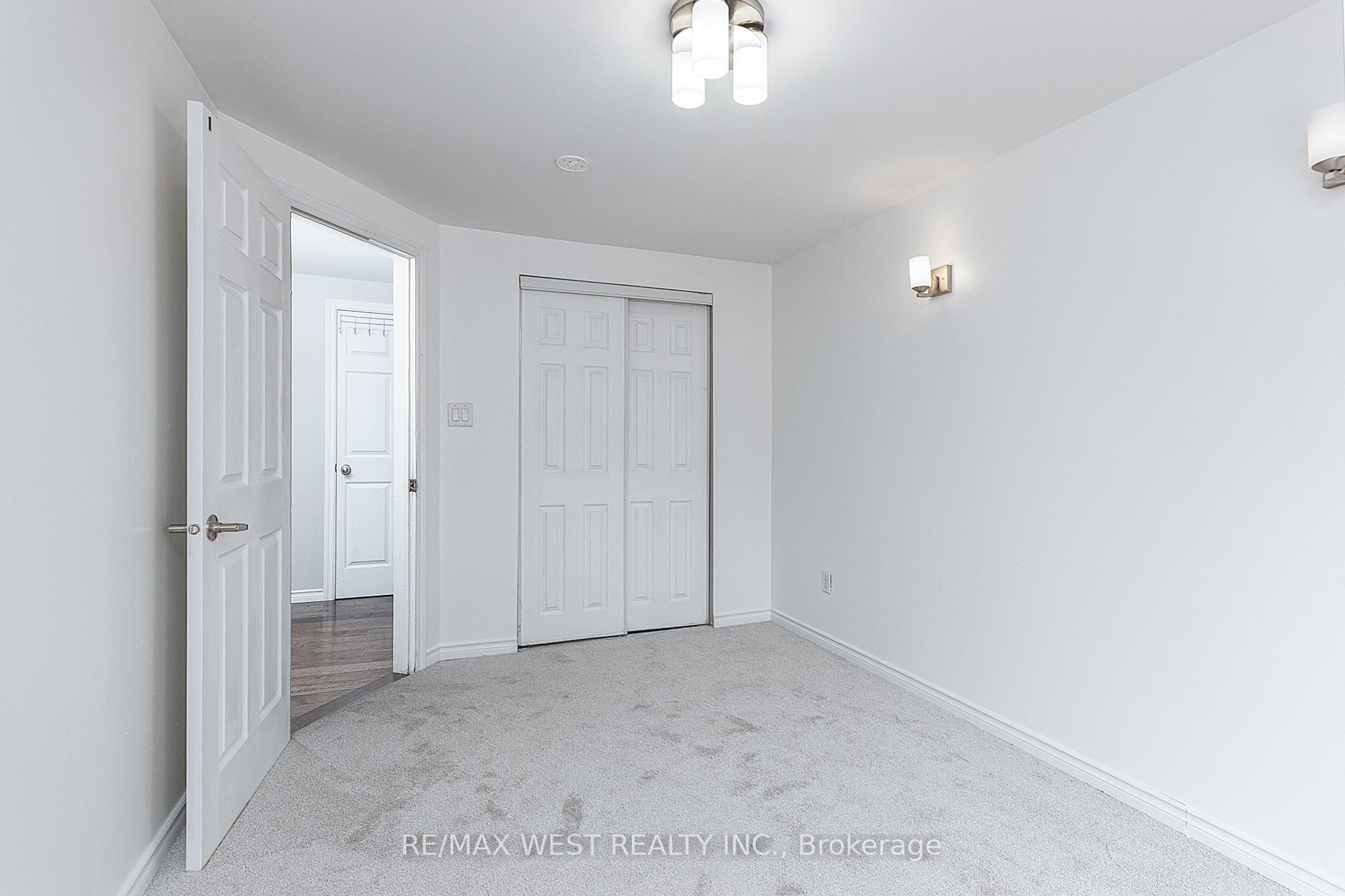Photo 17 of 480 Sedan Crescent, Oshawa, Central — HOMEH